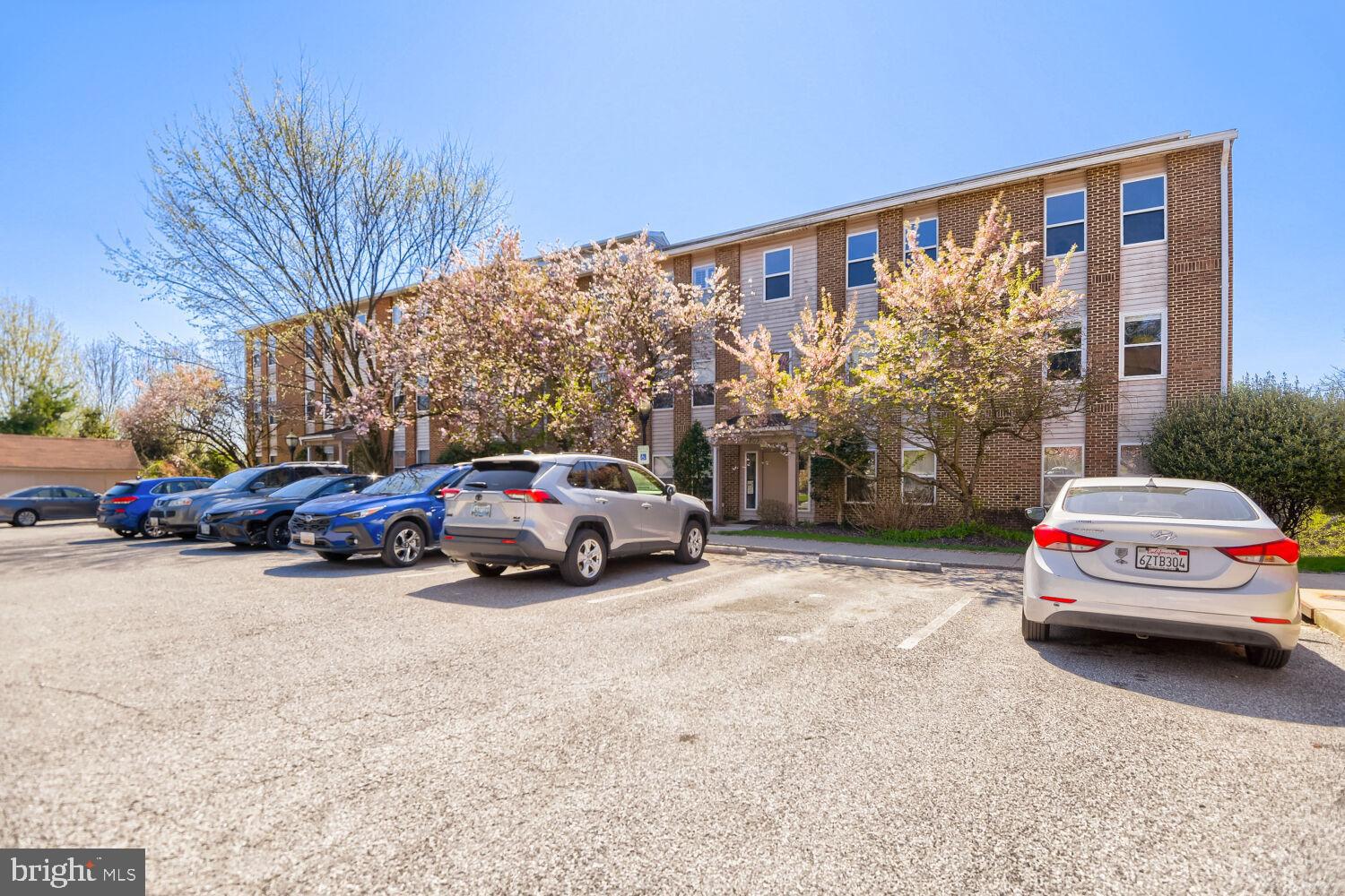 ROCKLAND RUN - Residential