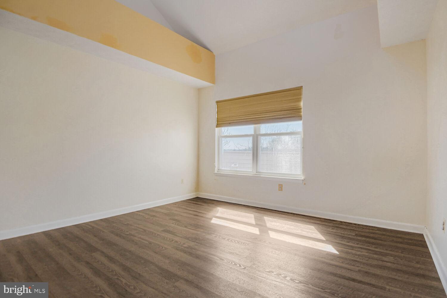 ROCKLAND RUN - Residential