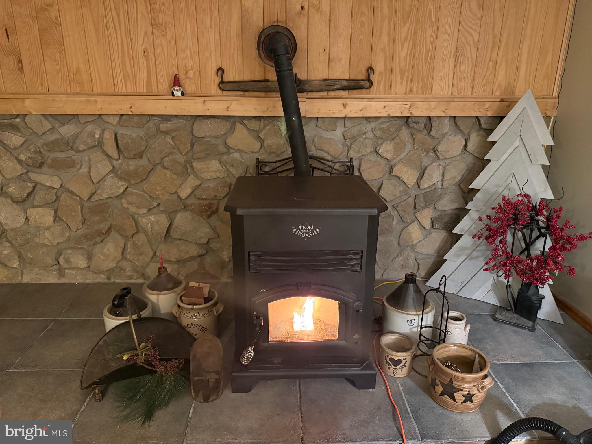 LAKE WYNONAH - Residential