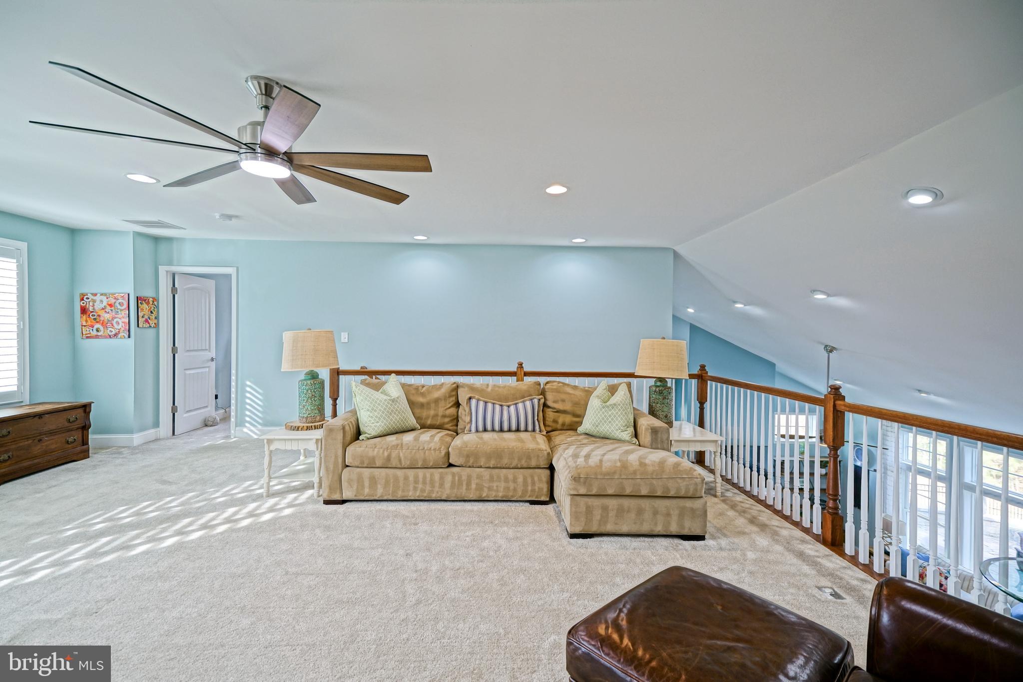 SAWGRASS AT WHITE OAK CREEK - Residential