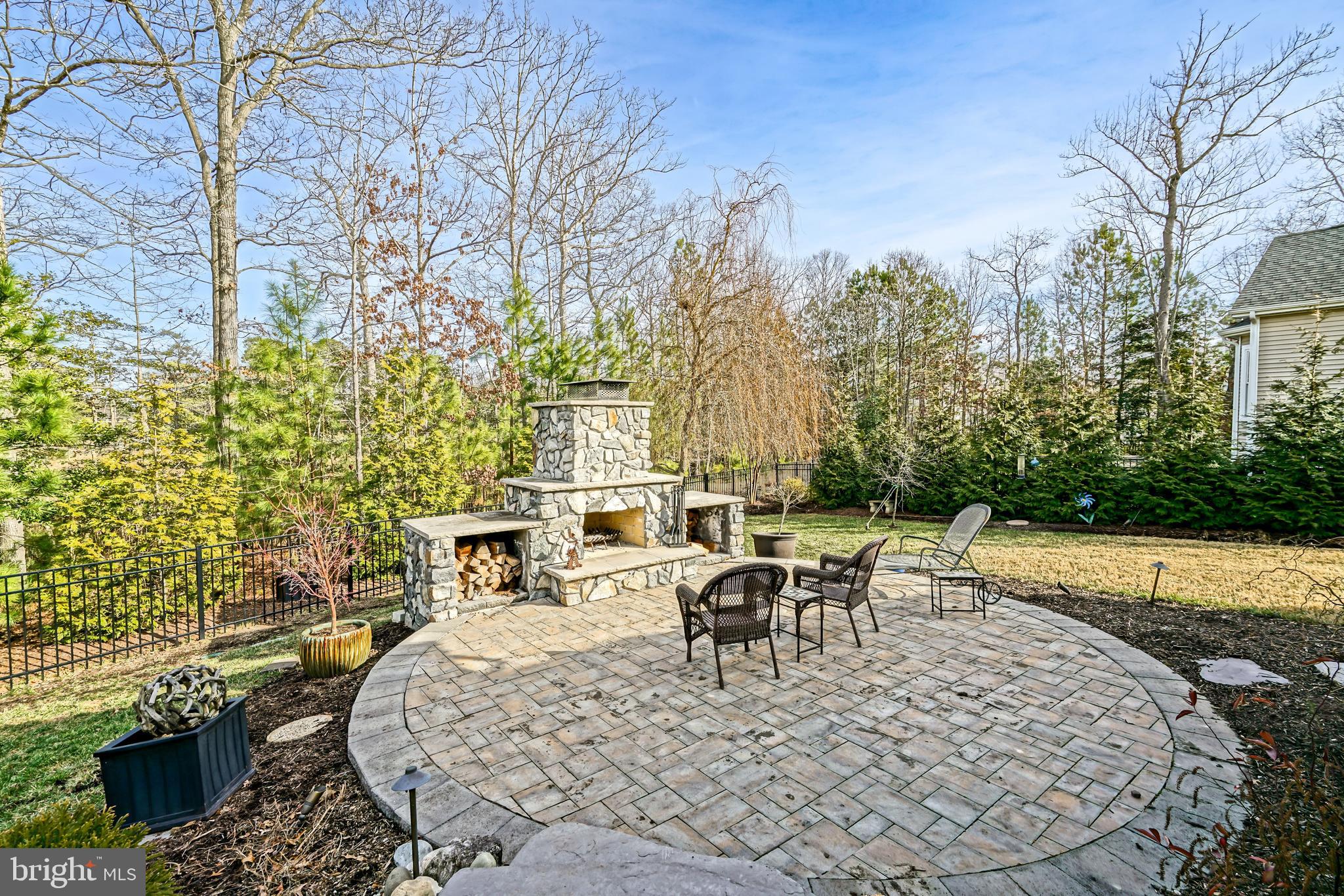 SAWGRASS AT WHITE OAK CREEK - Residential