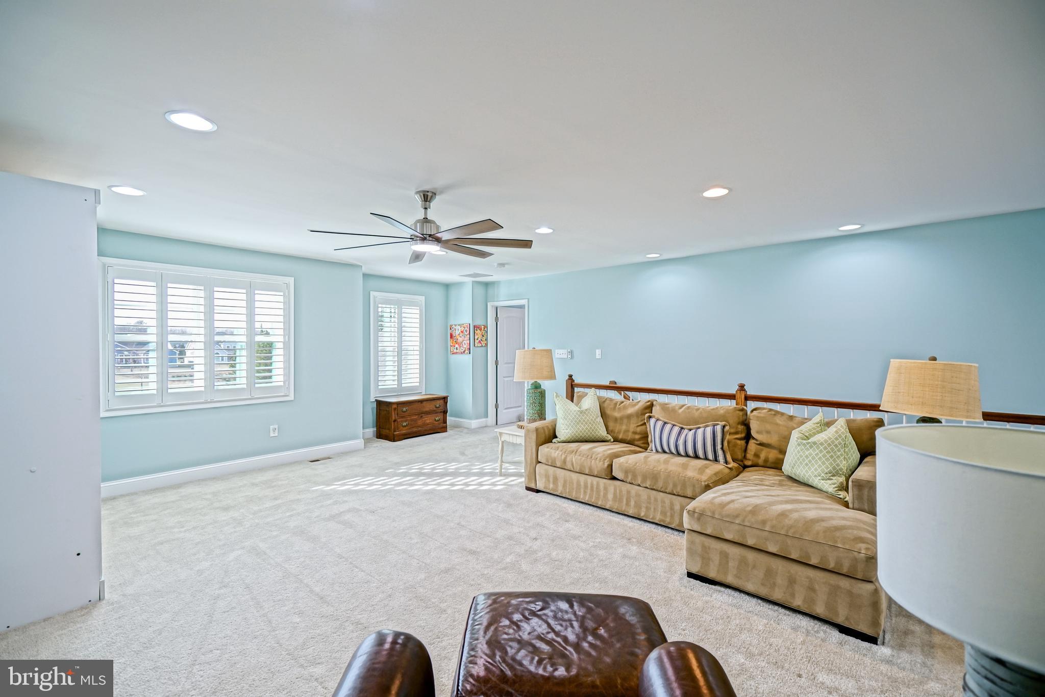 SAWGRASS AT WHITE OAK CREEK - Residential