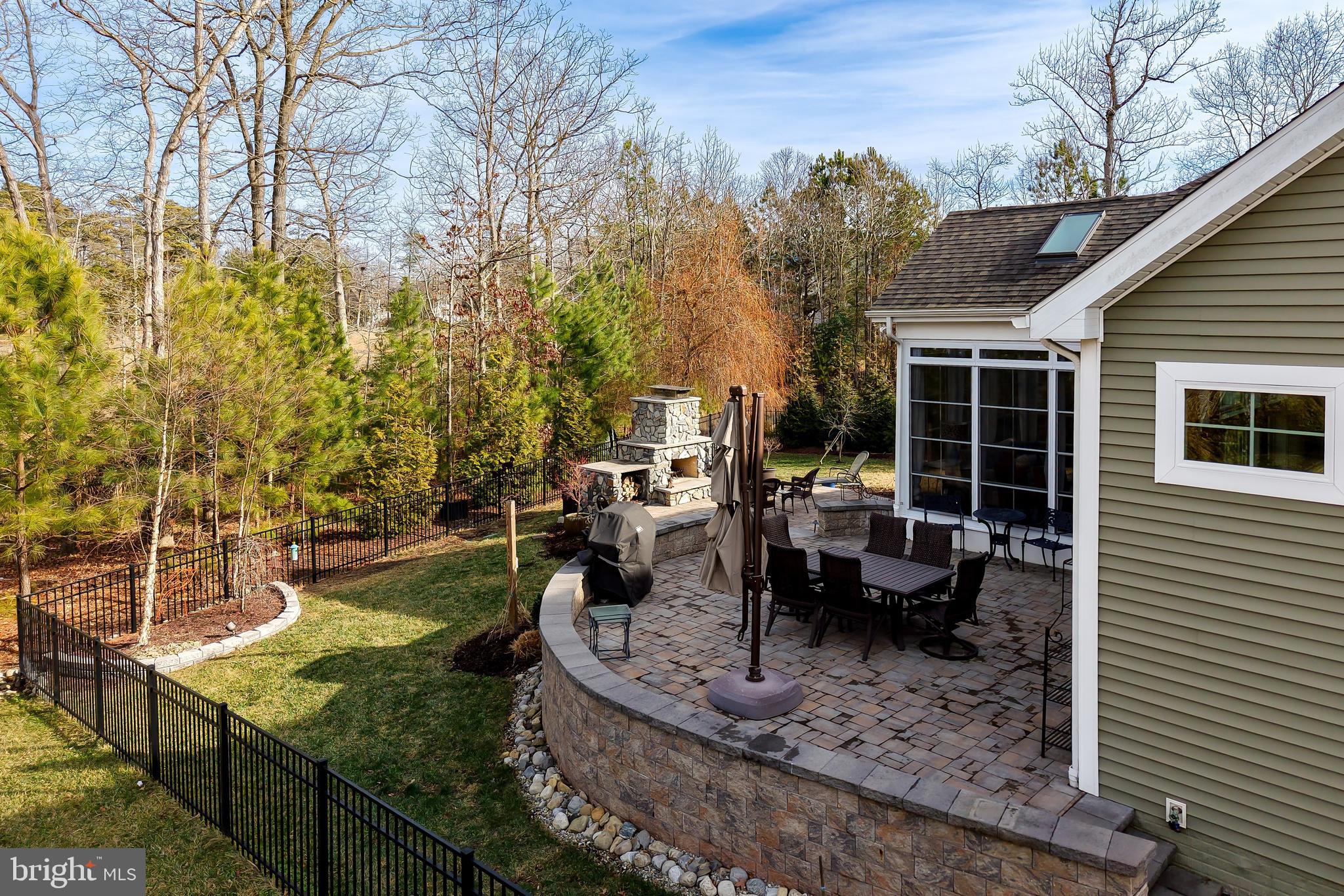 SAWGRASS AT WHITE OAK CREEK - Residential