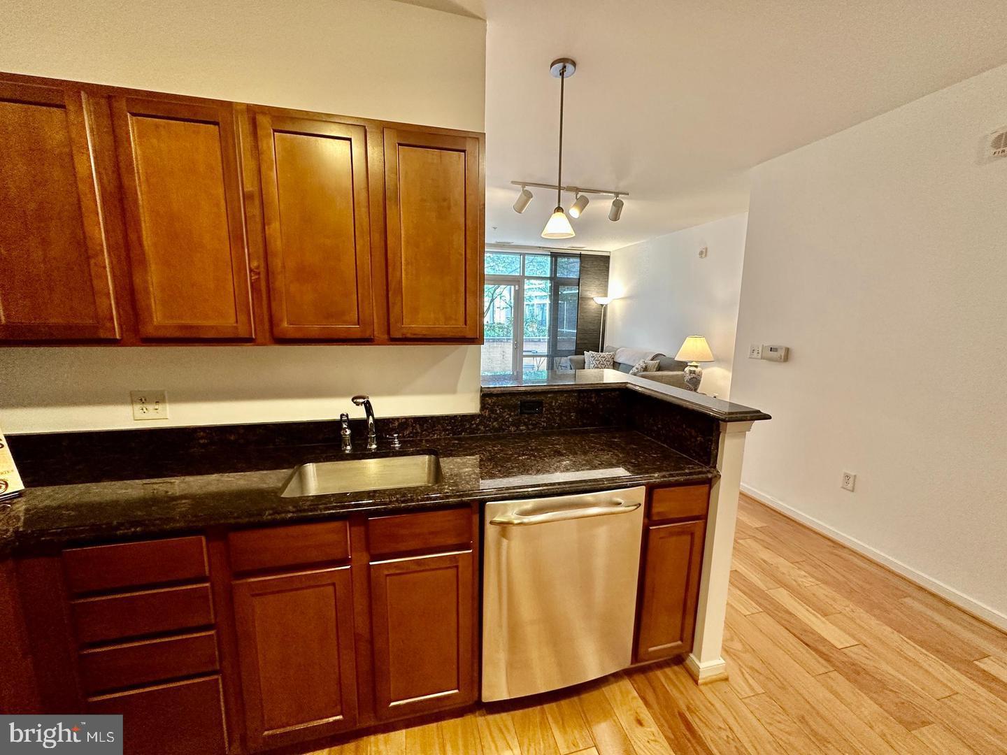 HYATTSVILLE - Residential Lease