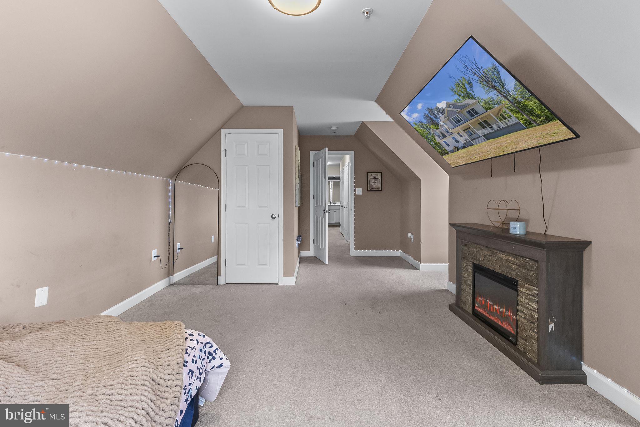 CHARLES COUNTY - Residential