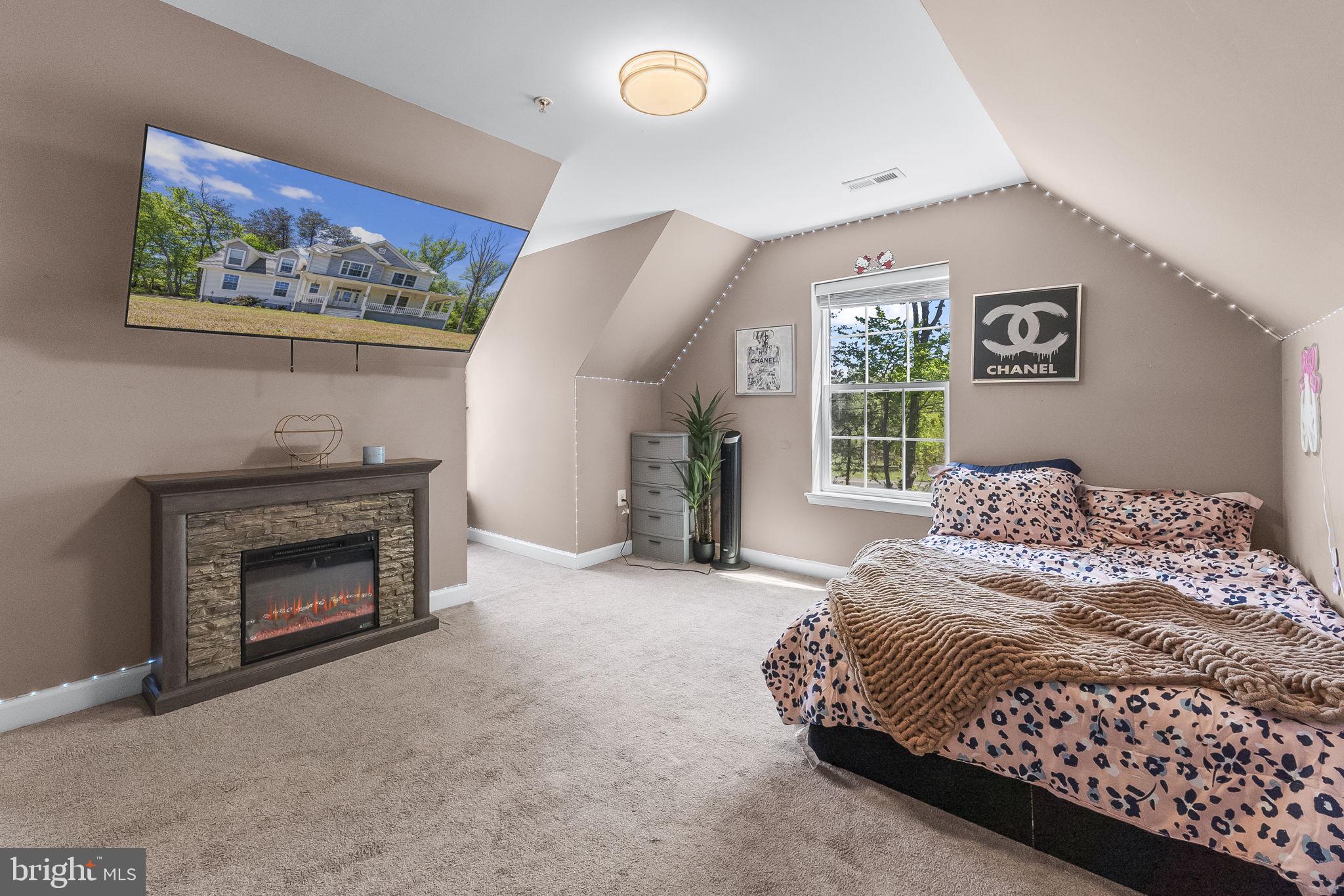 CHARLES COUNTY - Residential