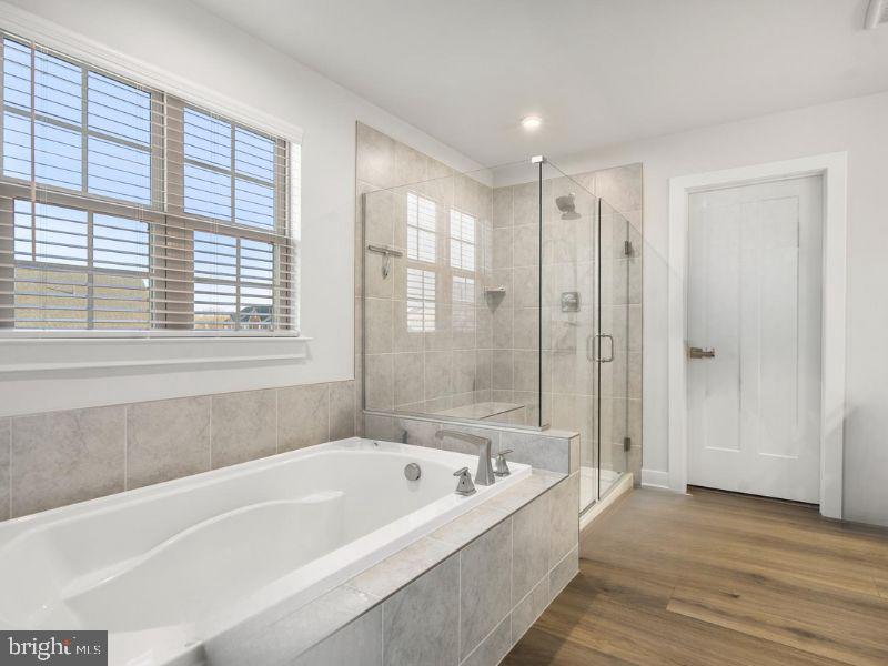 TIMOTHY BRANCH SINGLES - Residential