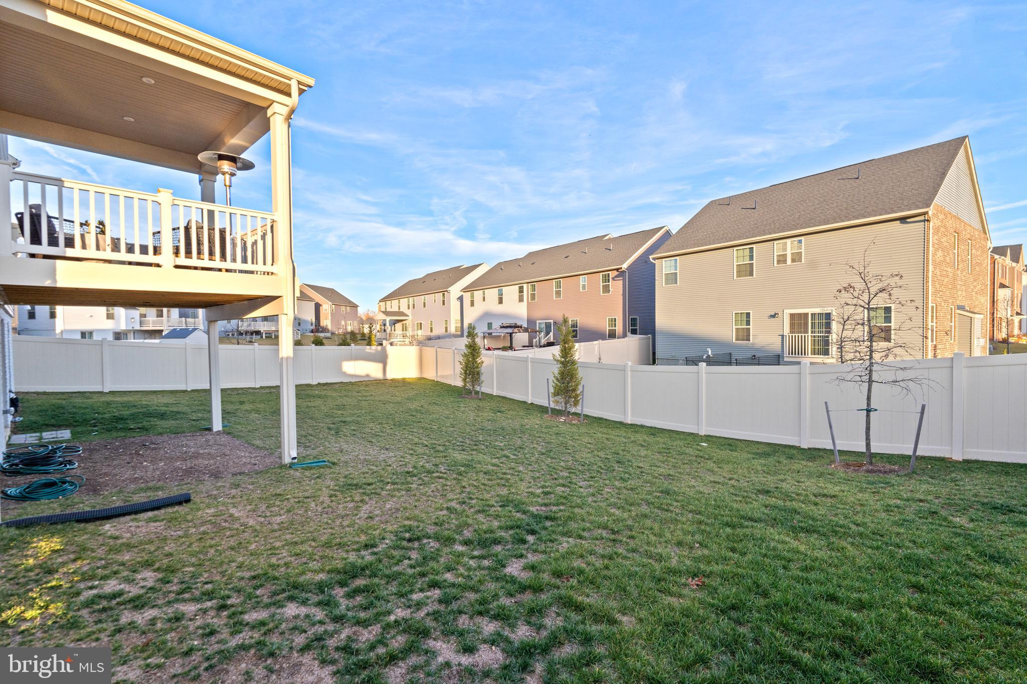 TIMOTHY BRANCH SINGLES - Residential