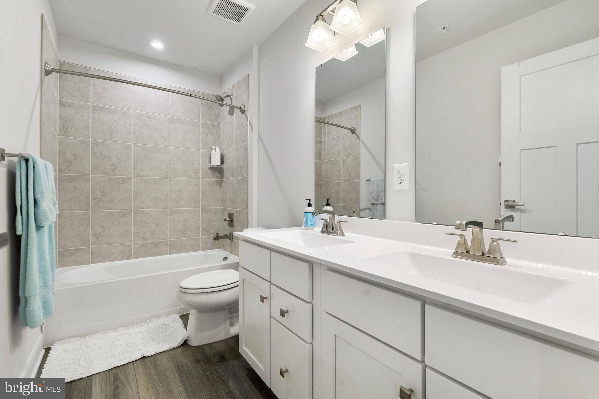 TIMOTHY BRANCH SINGLES - Residential