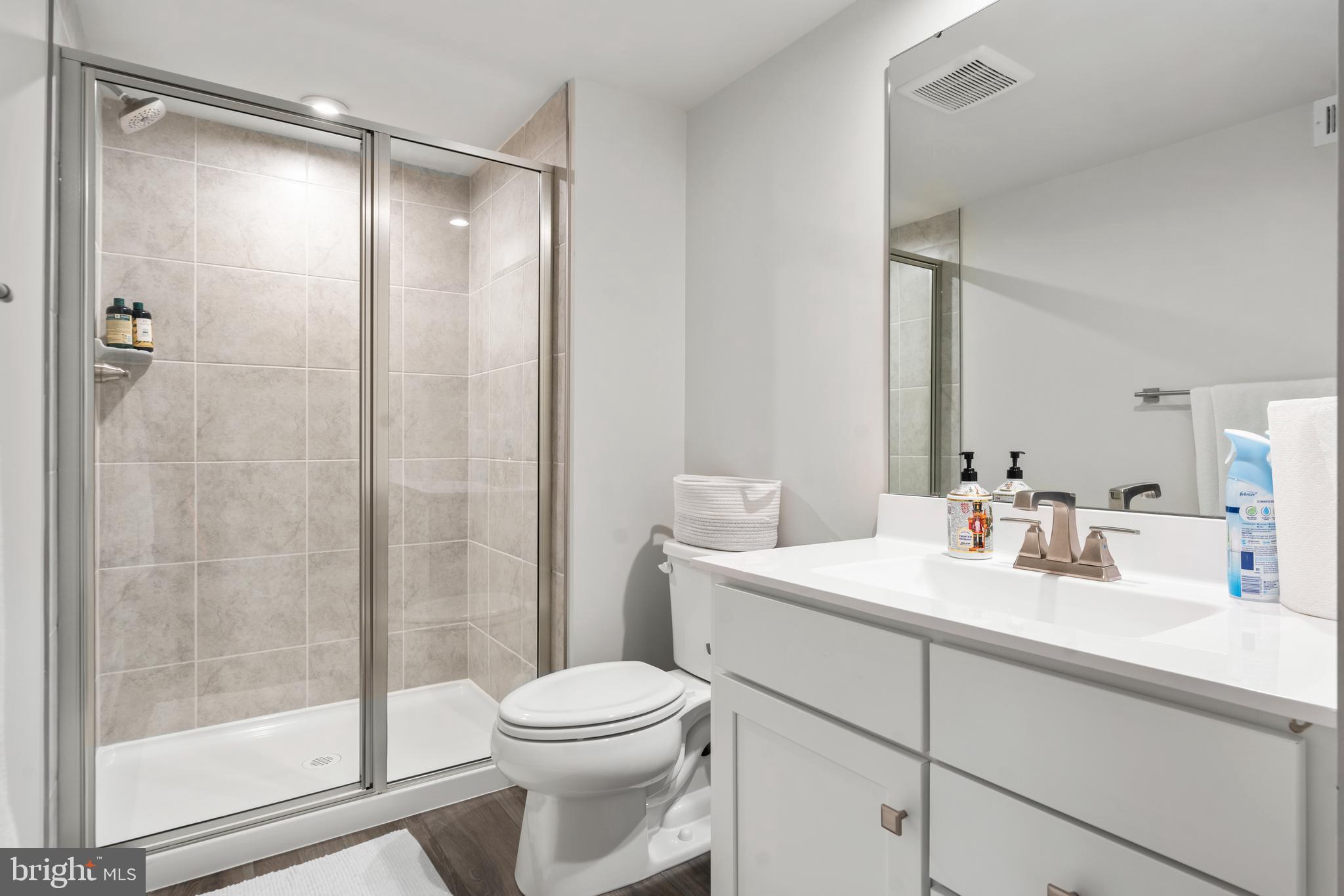 TIMOTHY BRANCH SINGLES - Residential