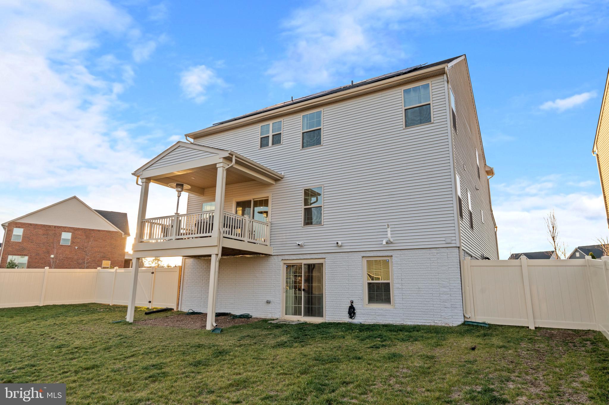 TIMOTHY BRANCH SINGLES - Residential