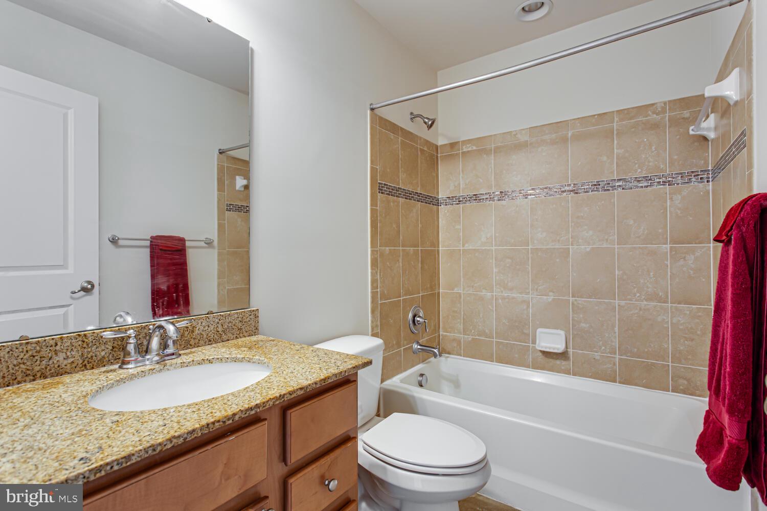 ST CHARLES GLENEAGLES - Residential