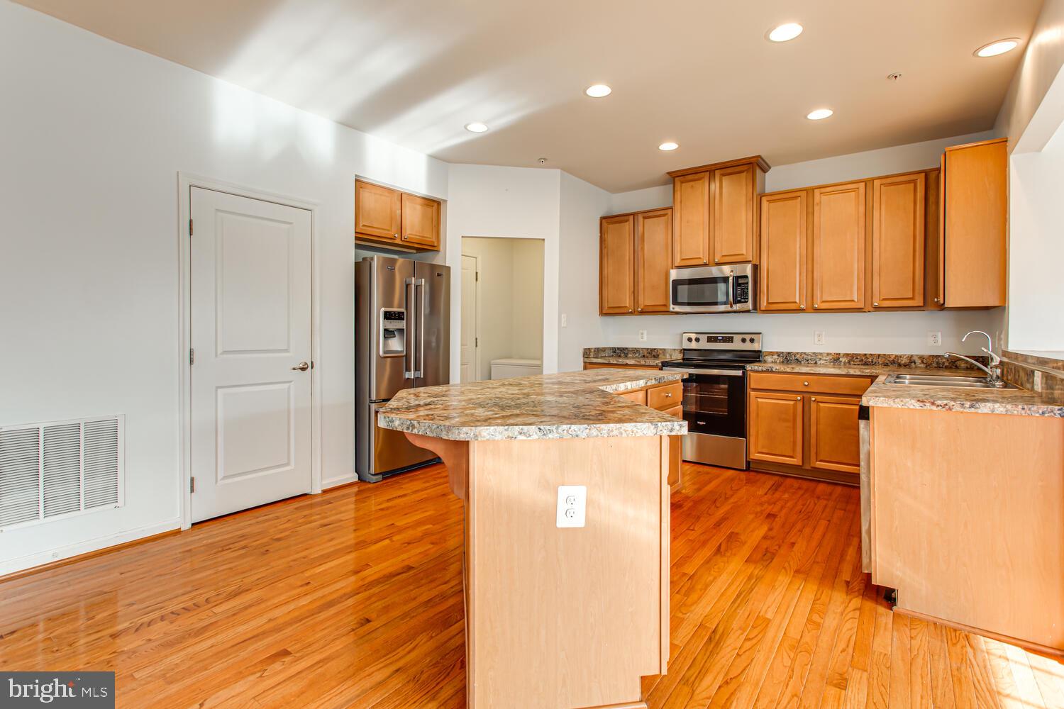 ST CHARLES GLENEAGLES - Residential