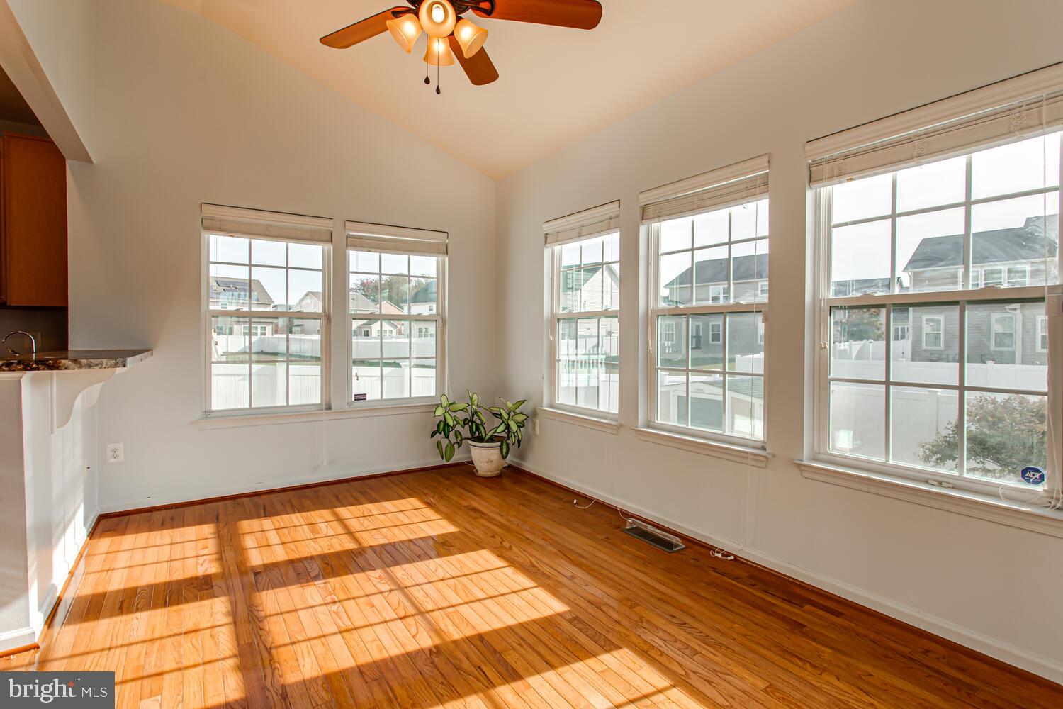 ST CHARLES GLENEAGLES - Residential