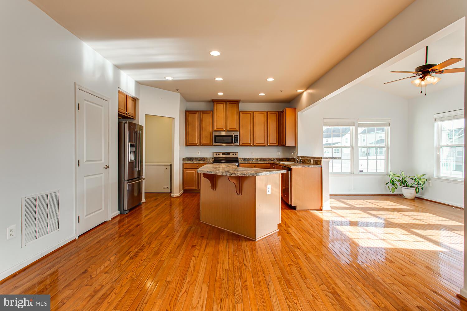 ST CHARLES GLENEAGLES - Residential