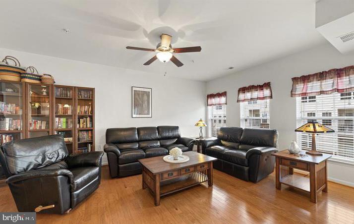 MARKET CENTER CONDOMINIUM - Residential Lease