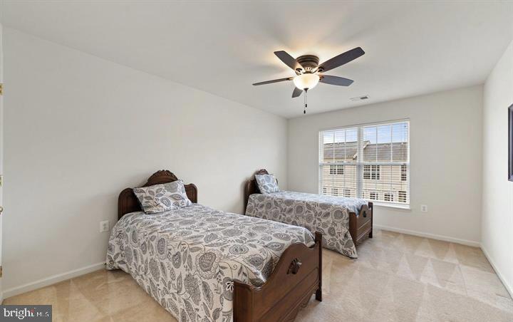 MARKET CENTER CONDOMINIUM - Residential Lease