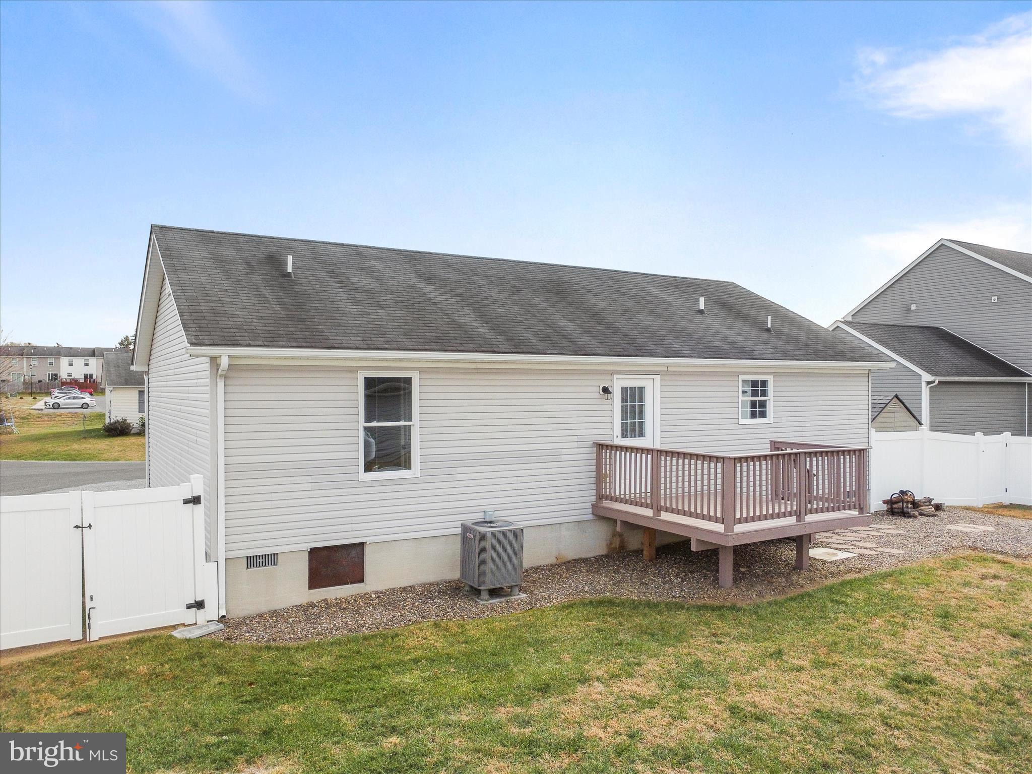 INWOOD VILLAGE - Residential