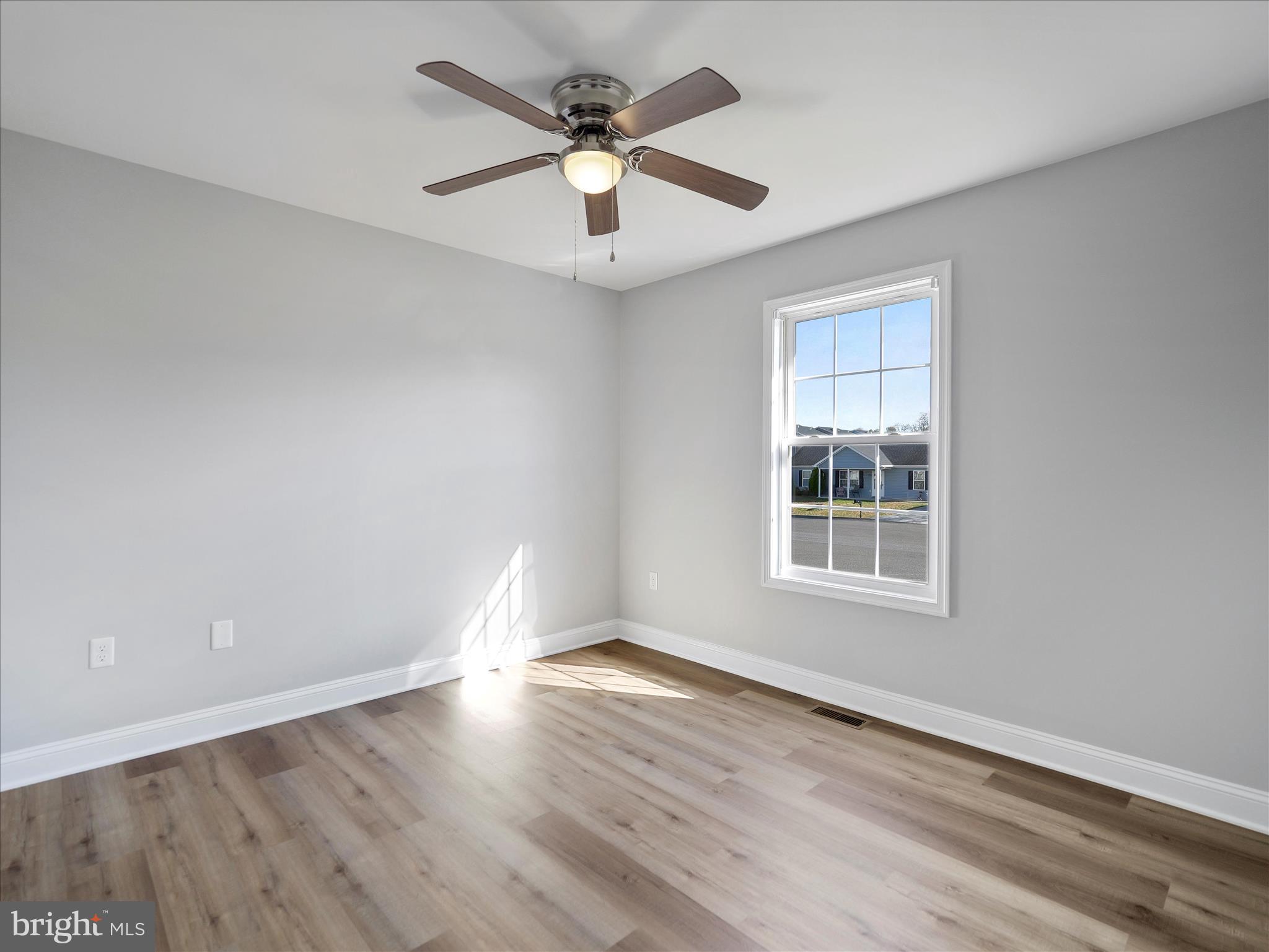 INWOOD VILLAGE - Residential