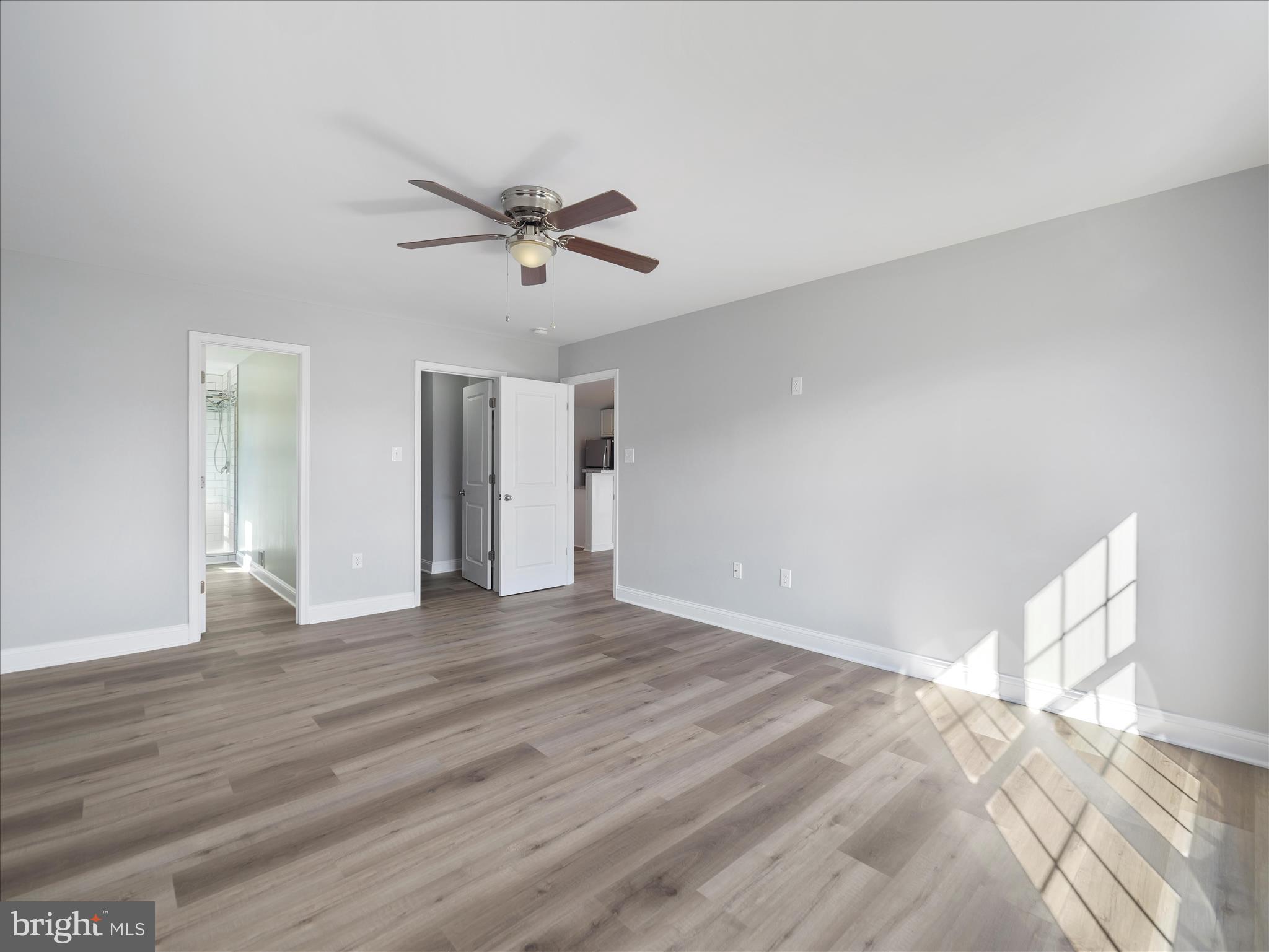 INWOOD VILLAGE - Residential