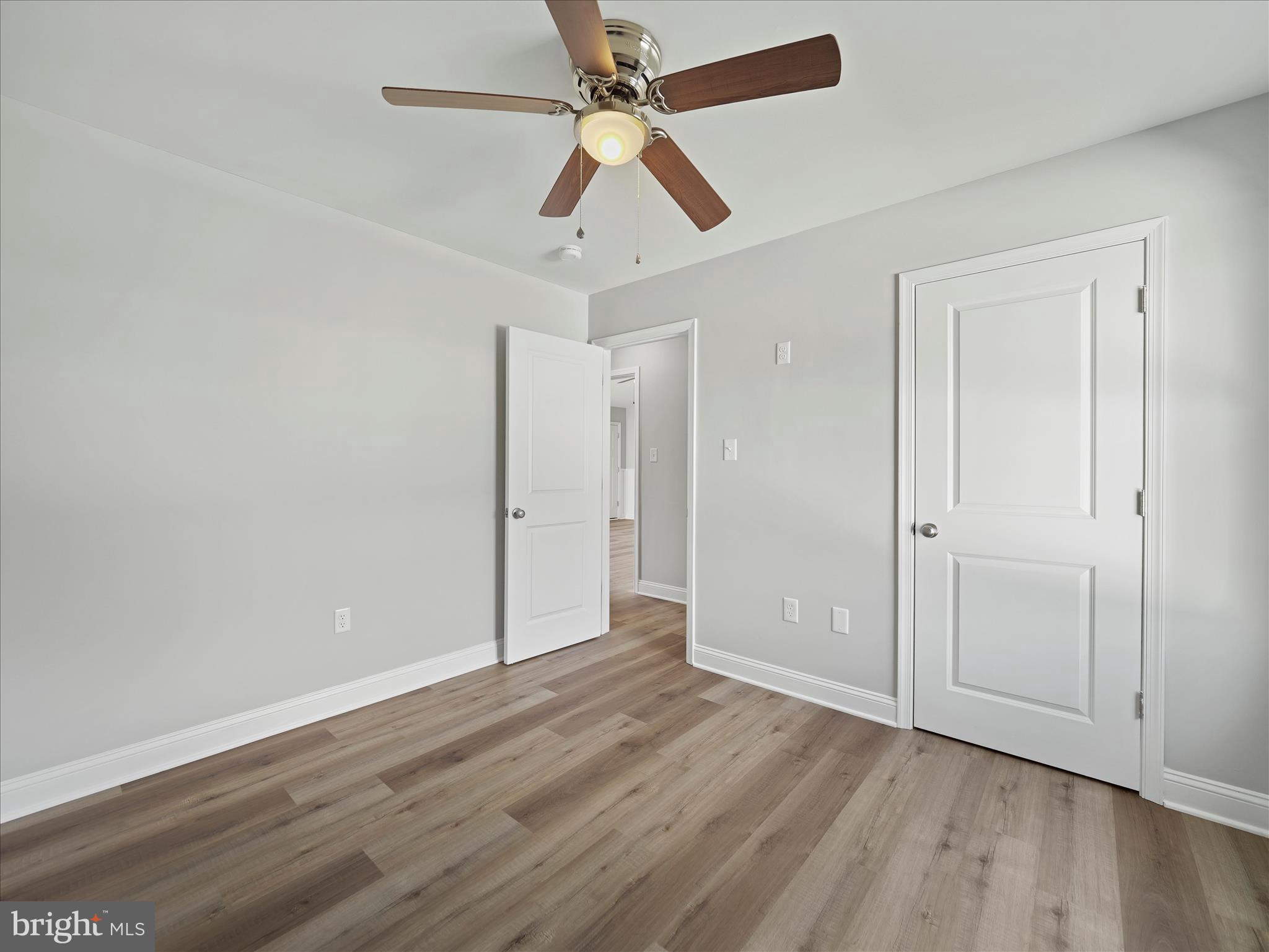 INWOOD VILLAGE - Residential