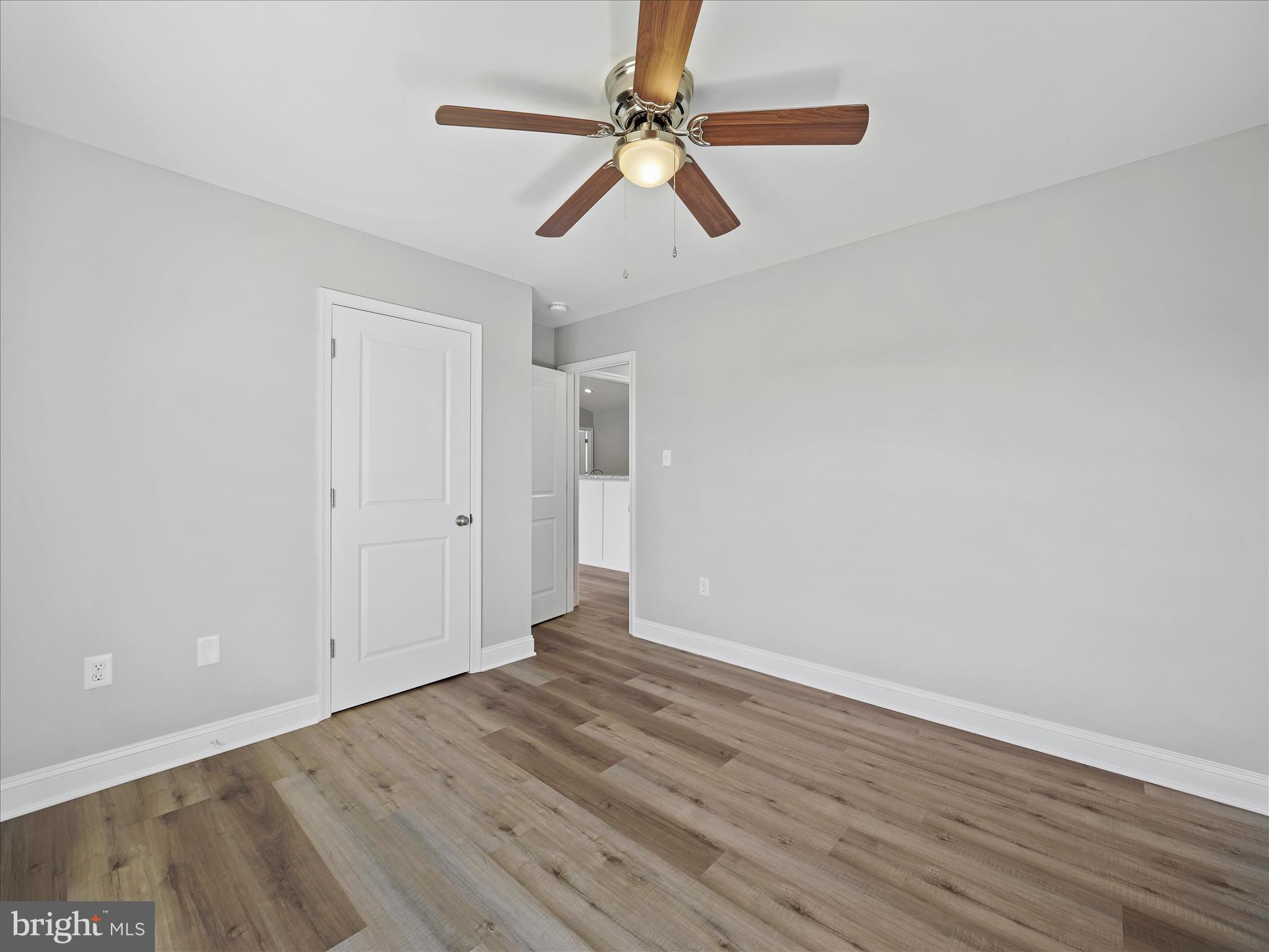 INWOOD VILLAGE - Residential