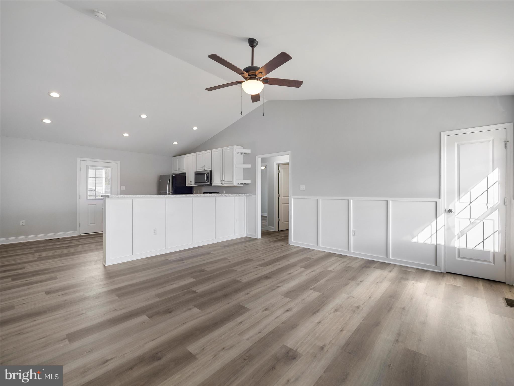 INWOOD VILLAGE - Residential