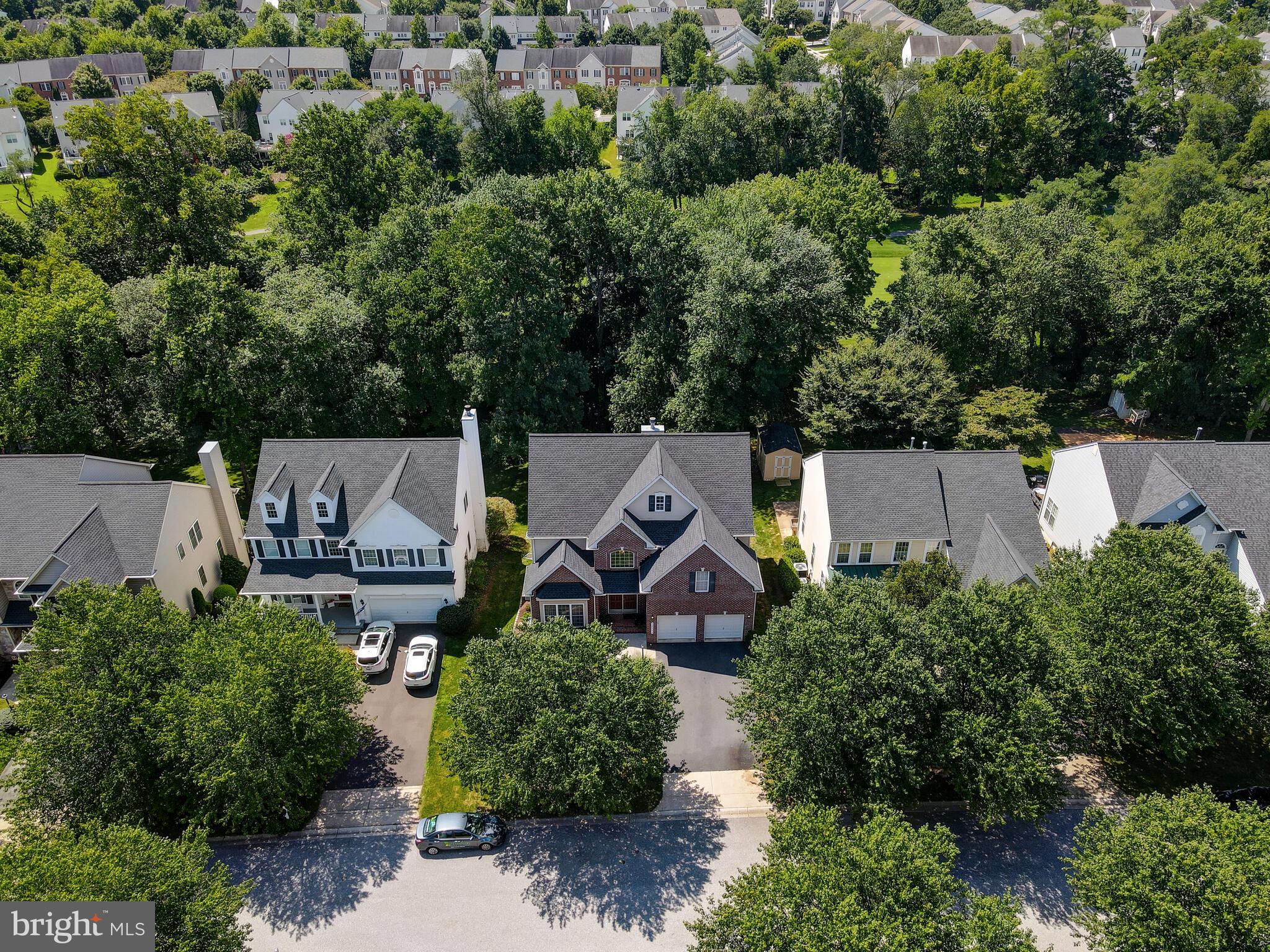 WAVERLY WOODS - Residential