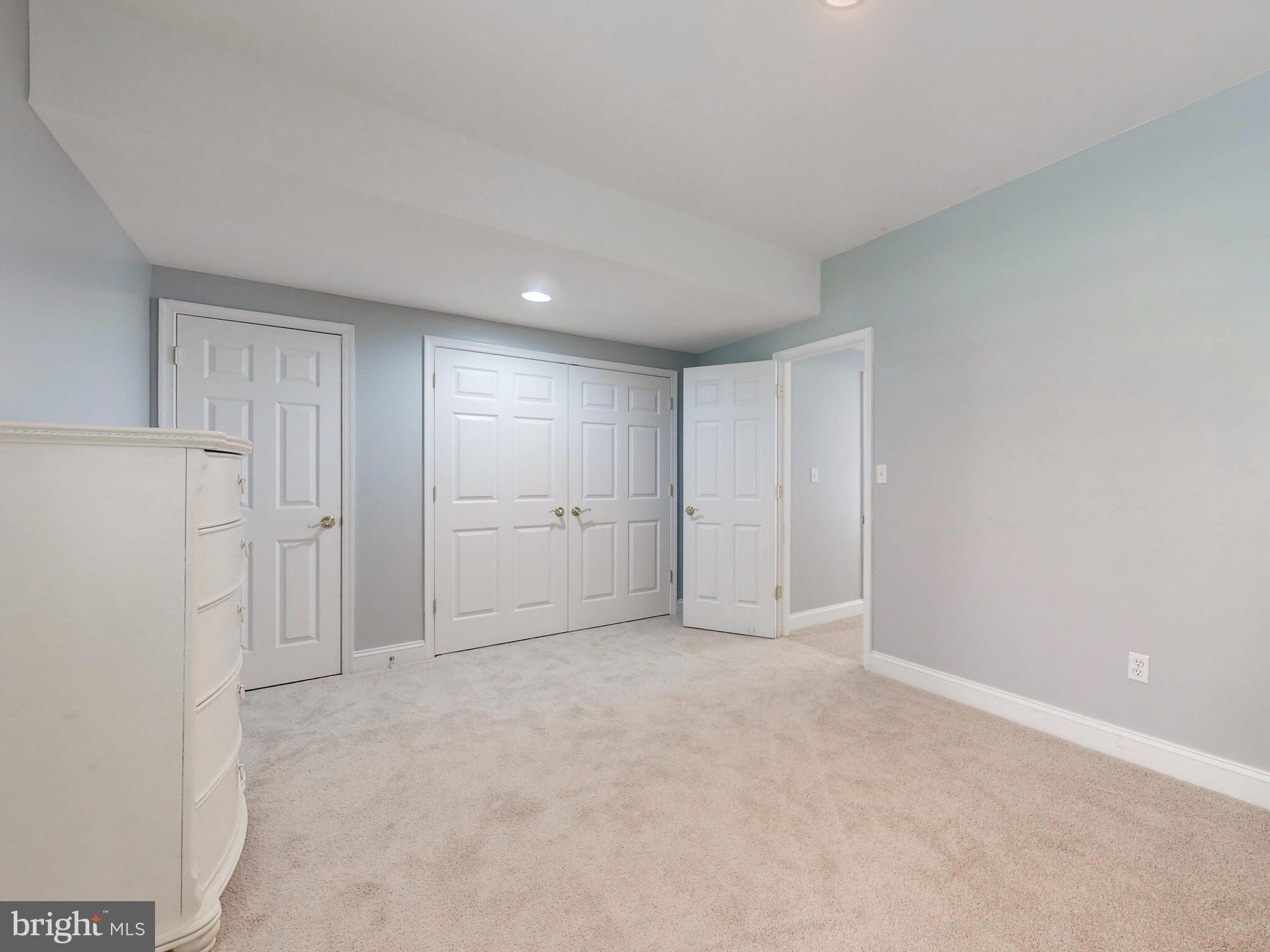 WAVERLY WOODS - Residential