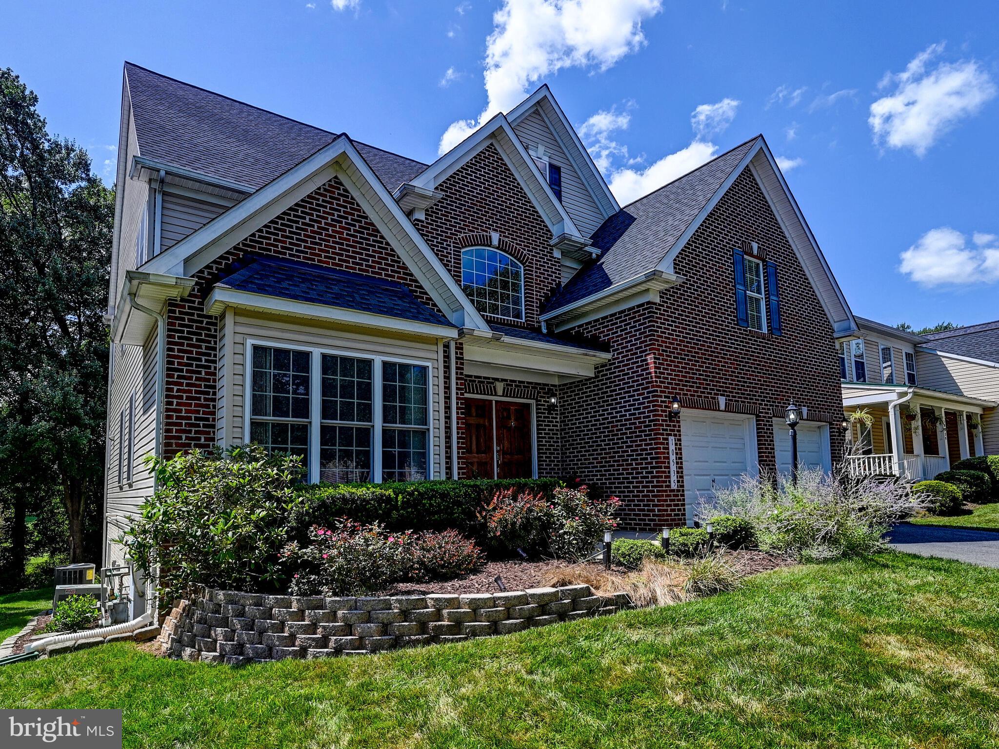 WAVERLY WOODS - Residential