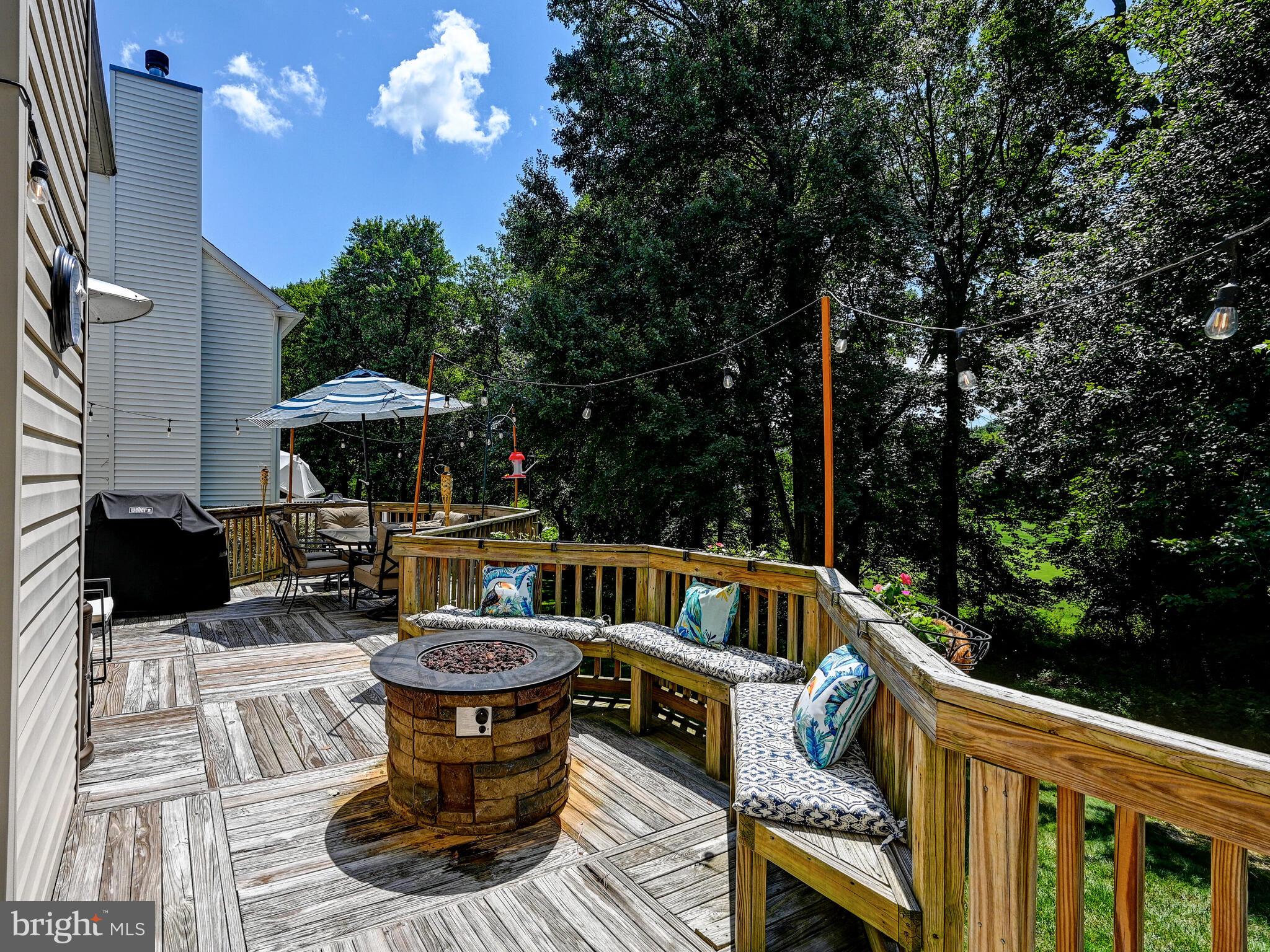 WAVERLY WOODS - Residential