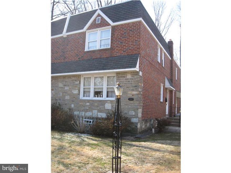 Beautiful location! Twin home with 3 beds, 2.5 baths, foyer entry, formal livingroom, formal dining room, powder room, modern eat in kitchen with wall oven and dishwasher.  2nd Floor features 3 bedrooms, all with ample closet space, full hall bath, masterbath with stall shower.  Semi-finished basement with extra storage room (part of garage), large laundry area and back door leading out to yard.  Home has been lovingly maintained by owner.