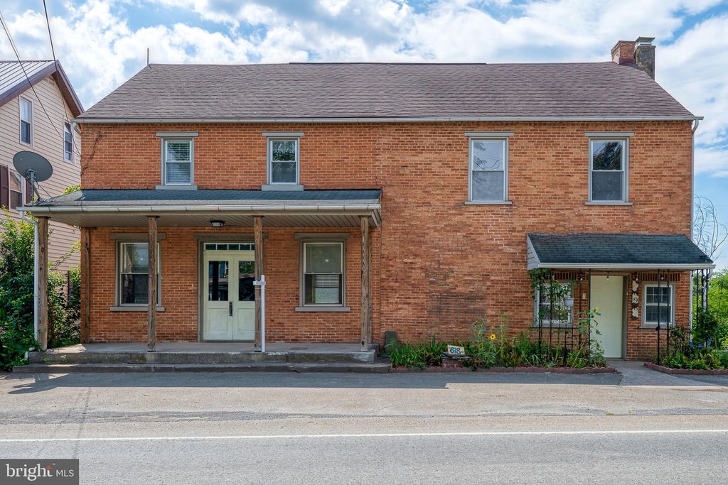 Photo of 698 MARTICVILLE RD, PEQUEA, PA 17565 (MLS # PALA2023714)