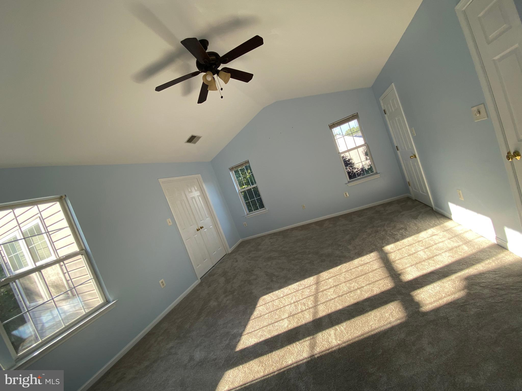 DOMINION STATION CONDOMINIUM - Residential Lease