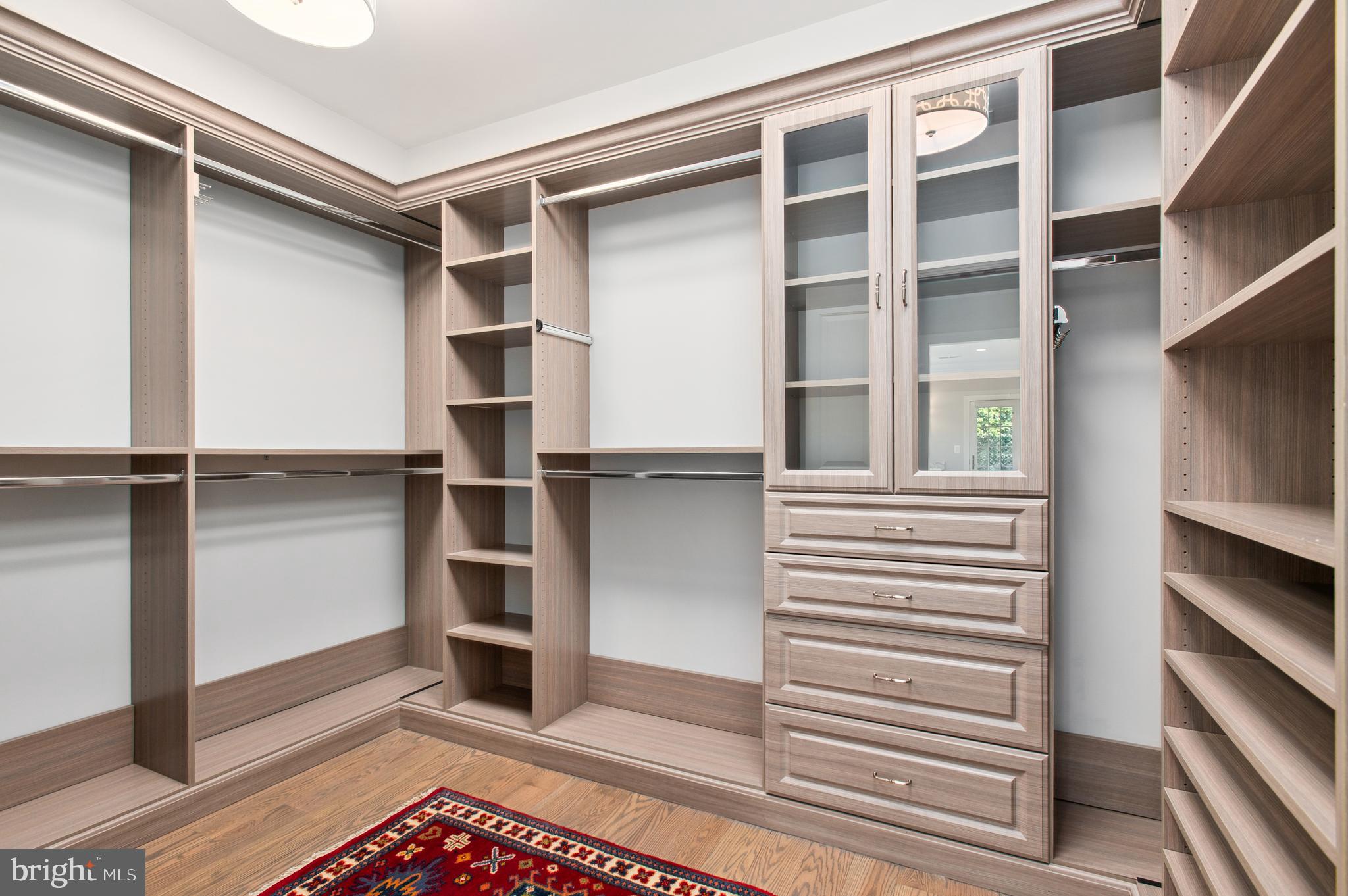 LANGLEY FOREST - Residential