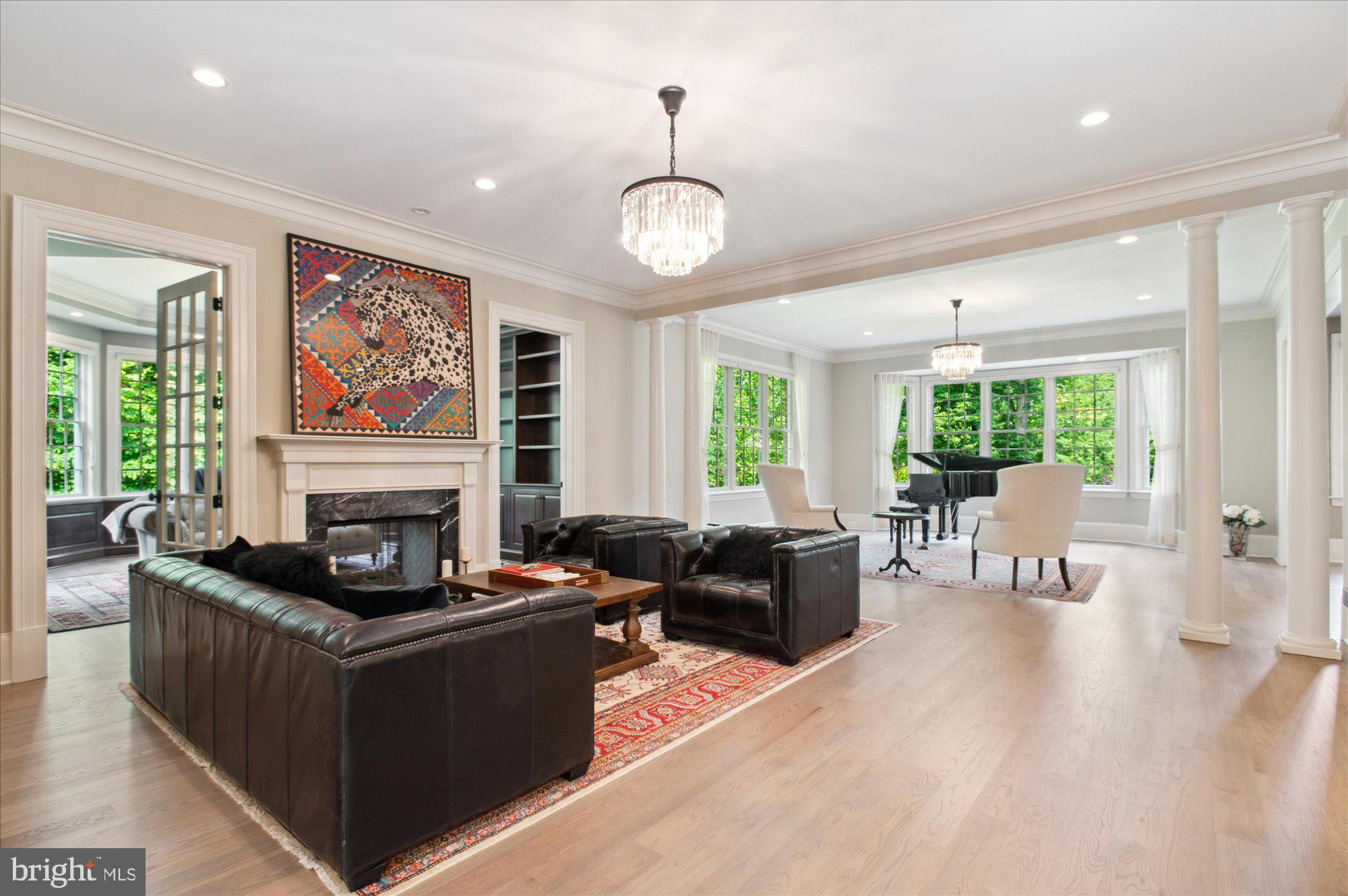 LANGLEY FOREST - Residential