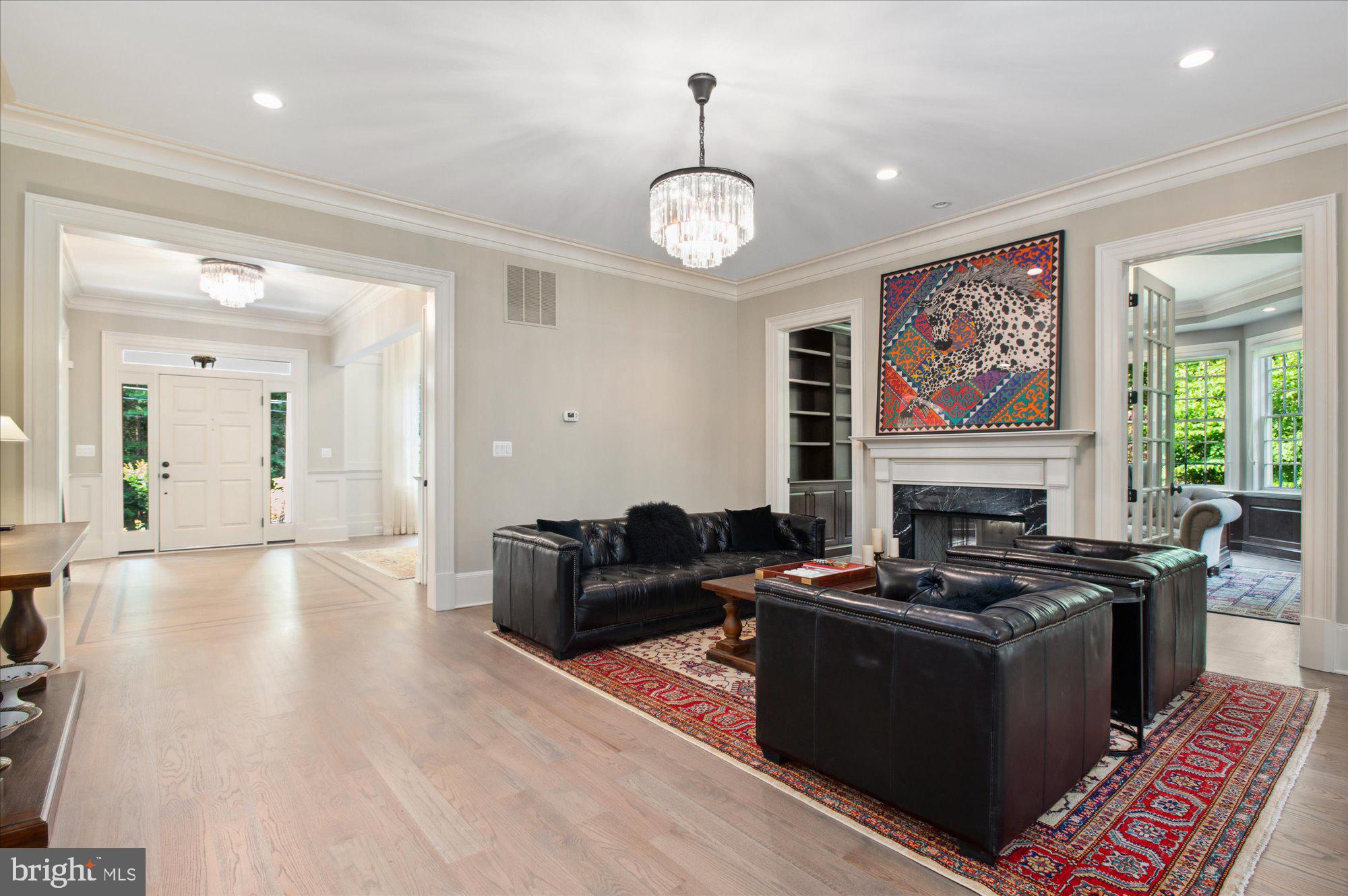 LANGLEY FOREST - Residential