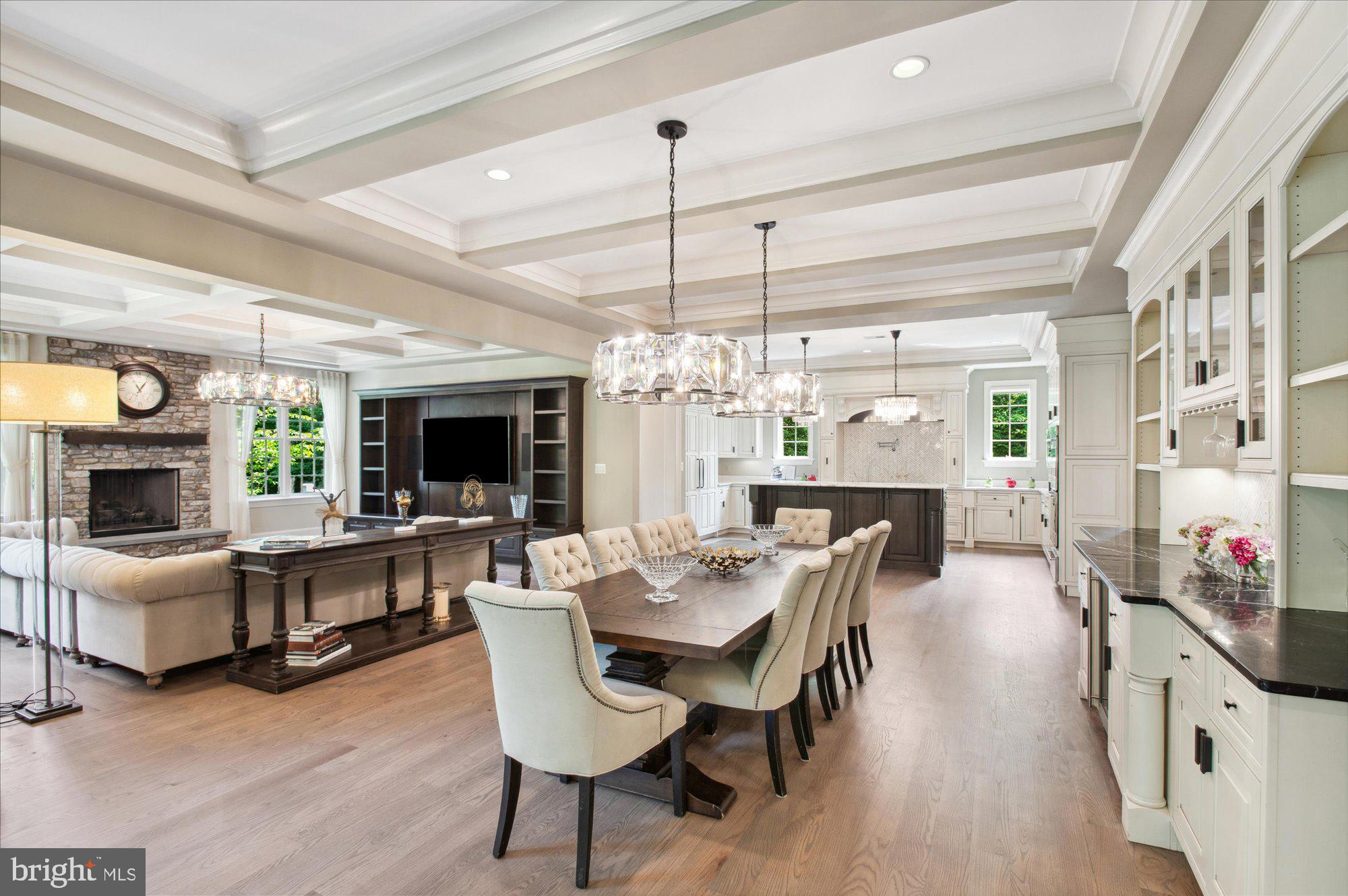 LANGLEY FOREST - Residential