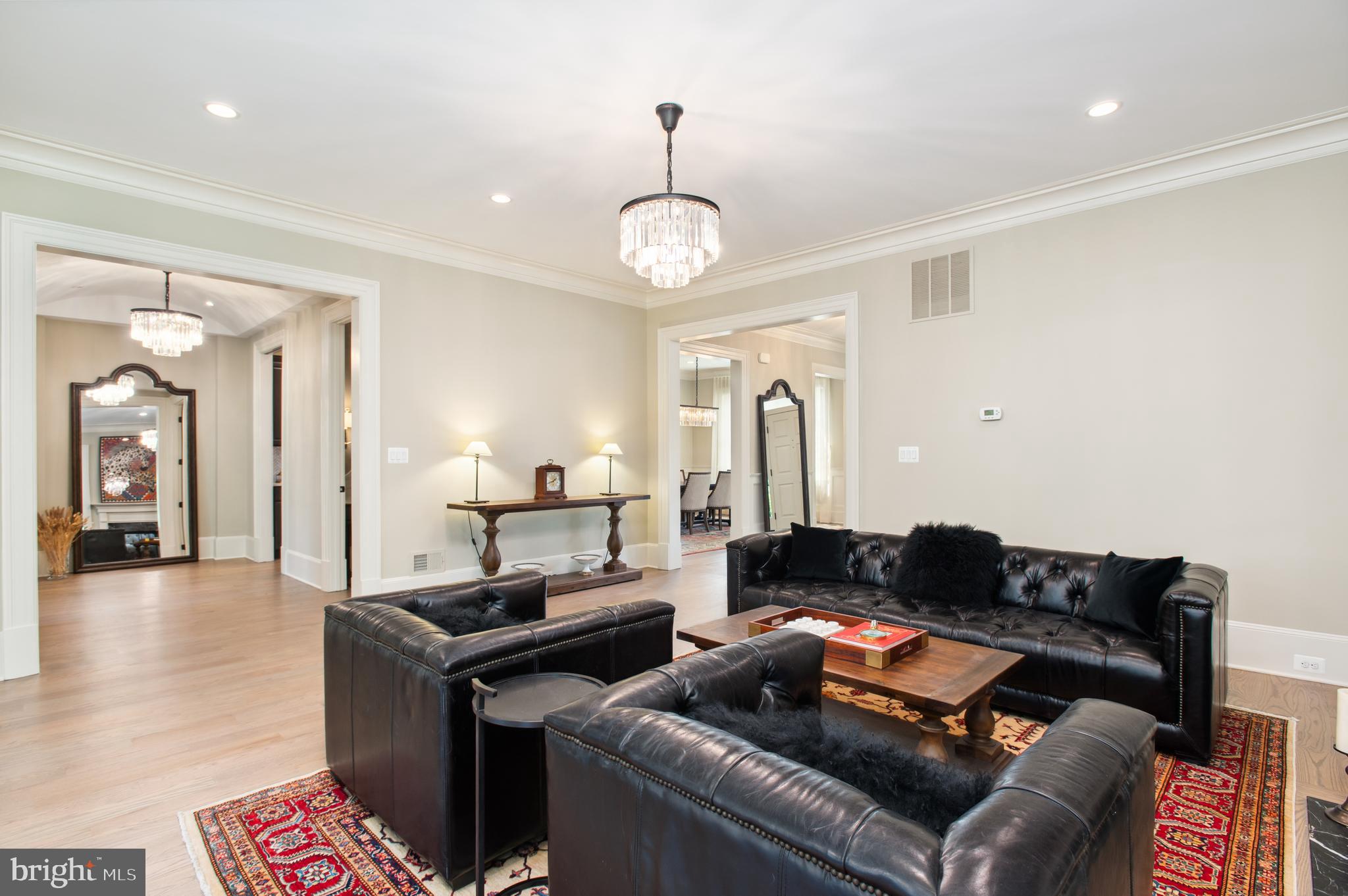 LANGLEY FOREST - Residential