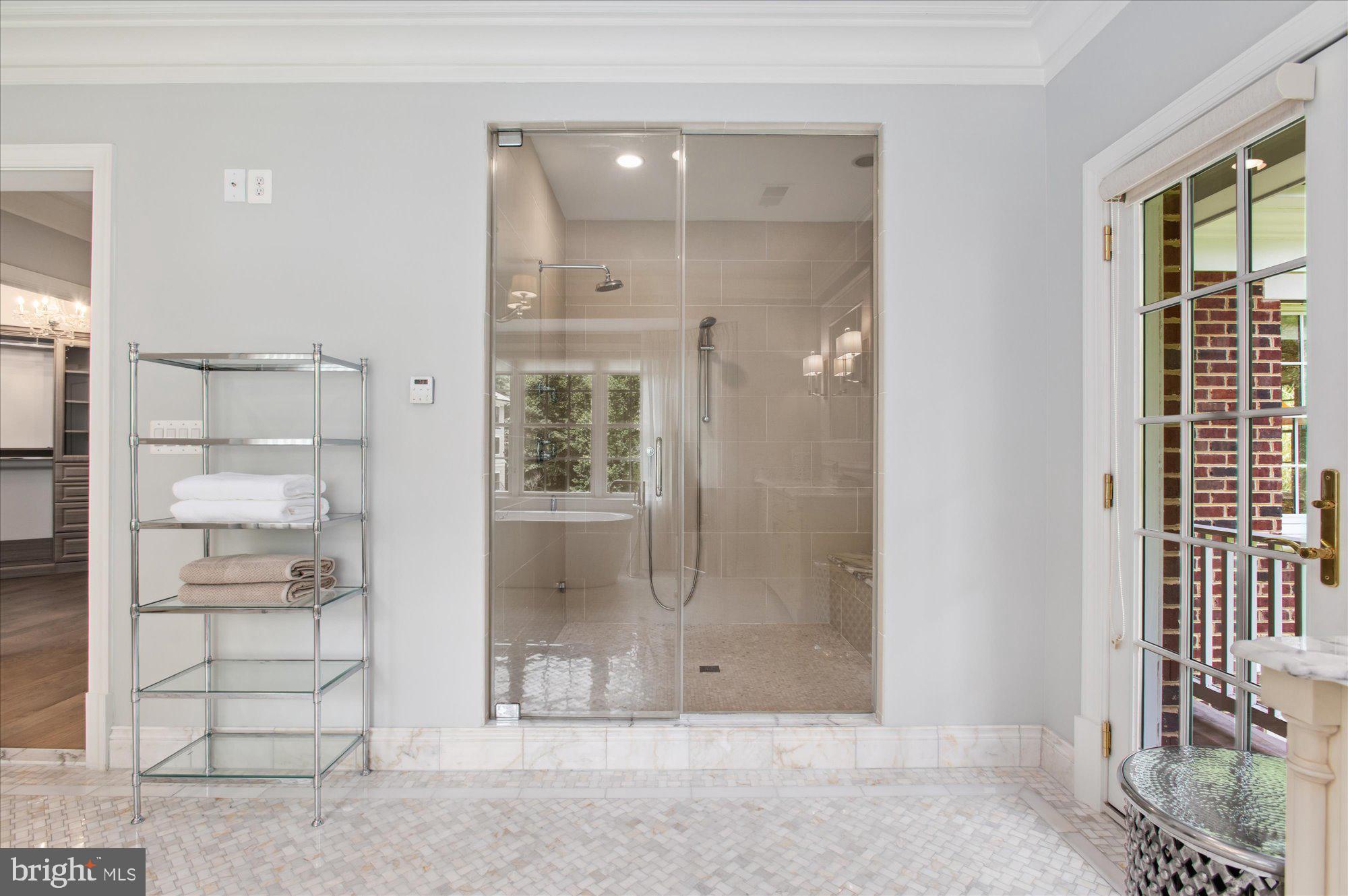 LANGLEY FOREST - Residential