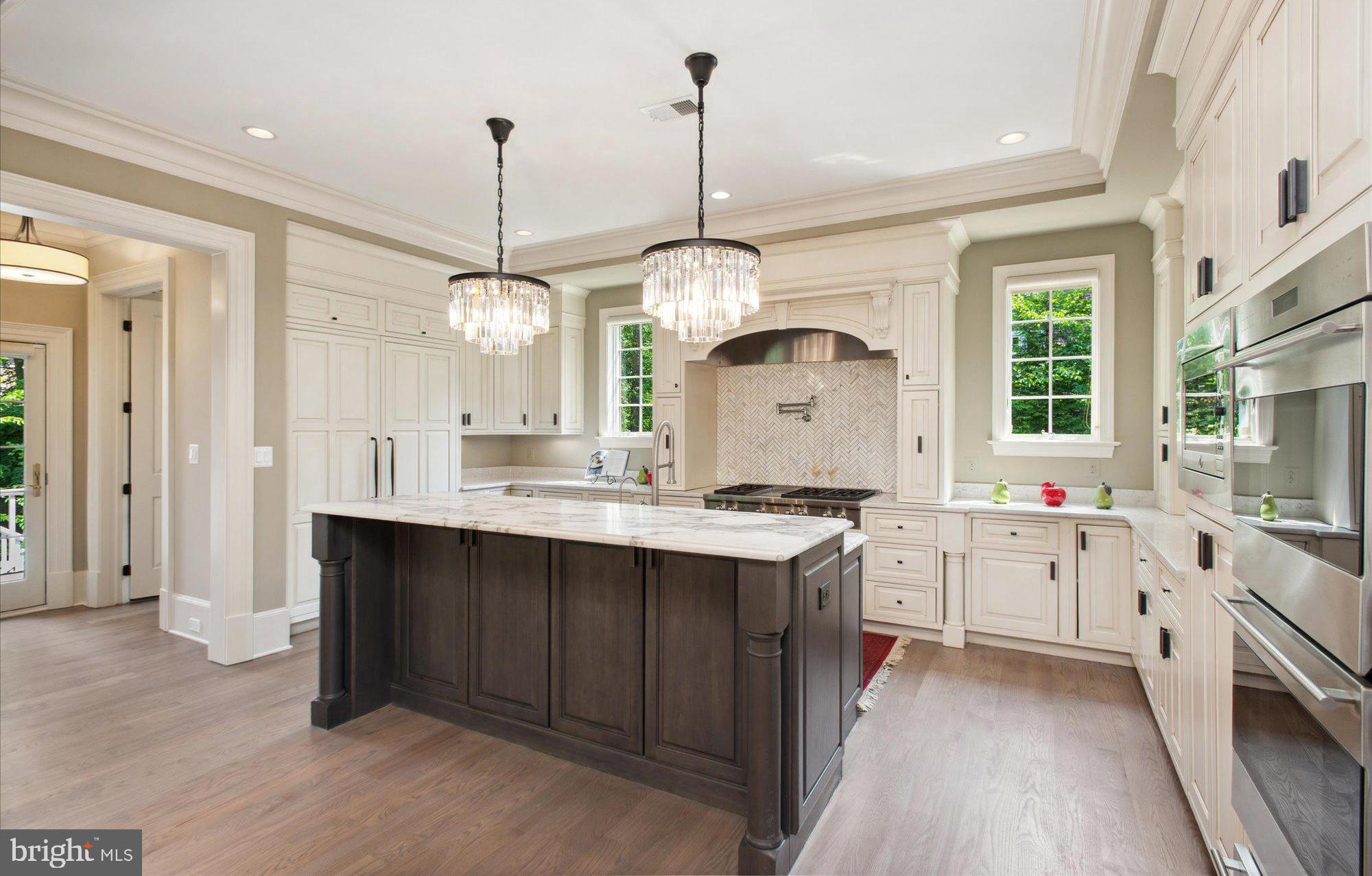 LANGLEY FOREST - Residential