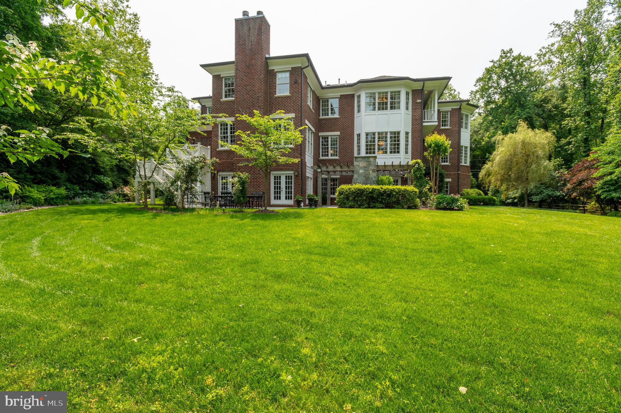 LANGLEY FOREST - Residential