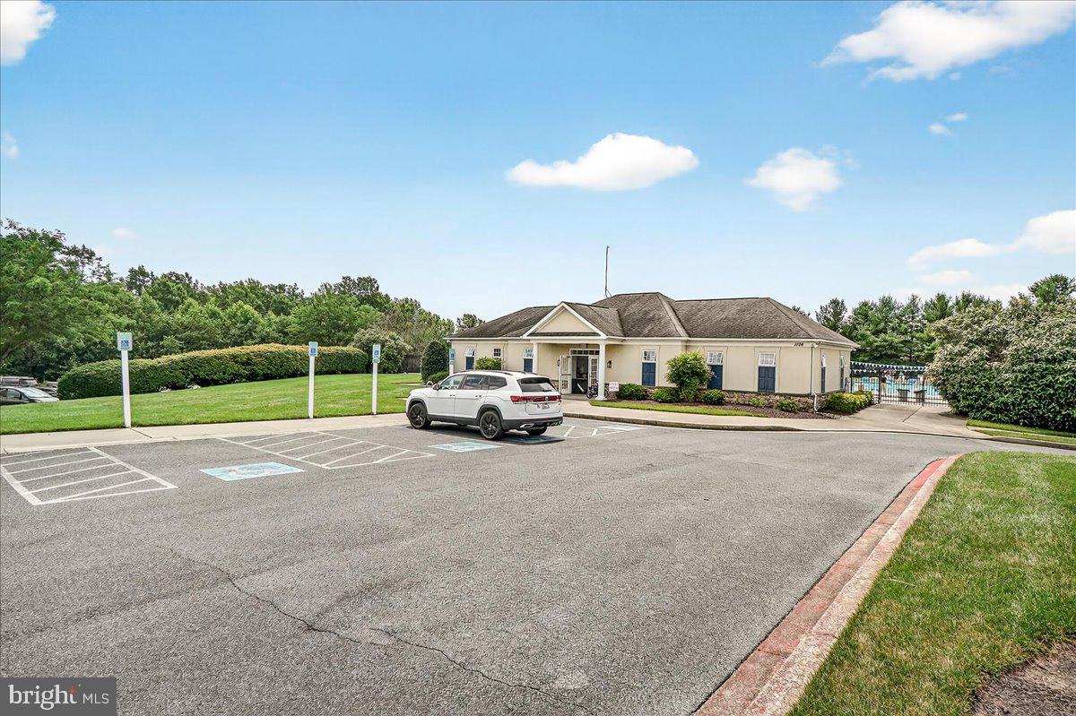 FIELDS OF NOTTINGHAM - Residential