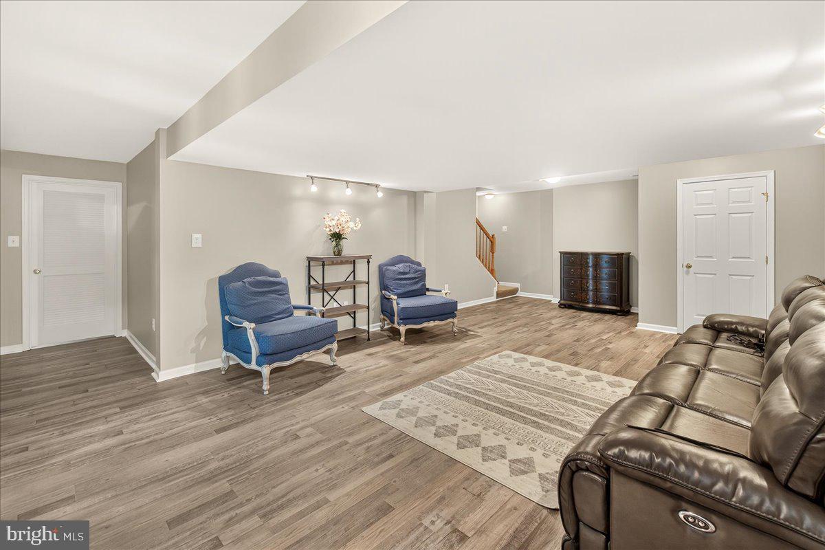 FIELDS OF NOTTINGHAM - Residential