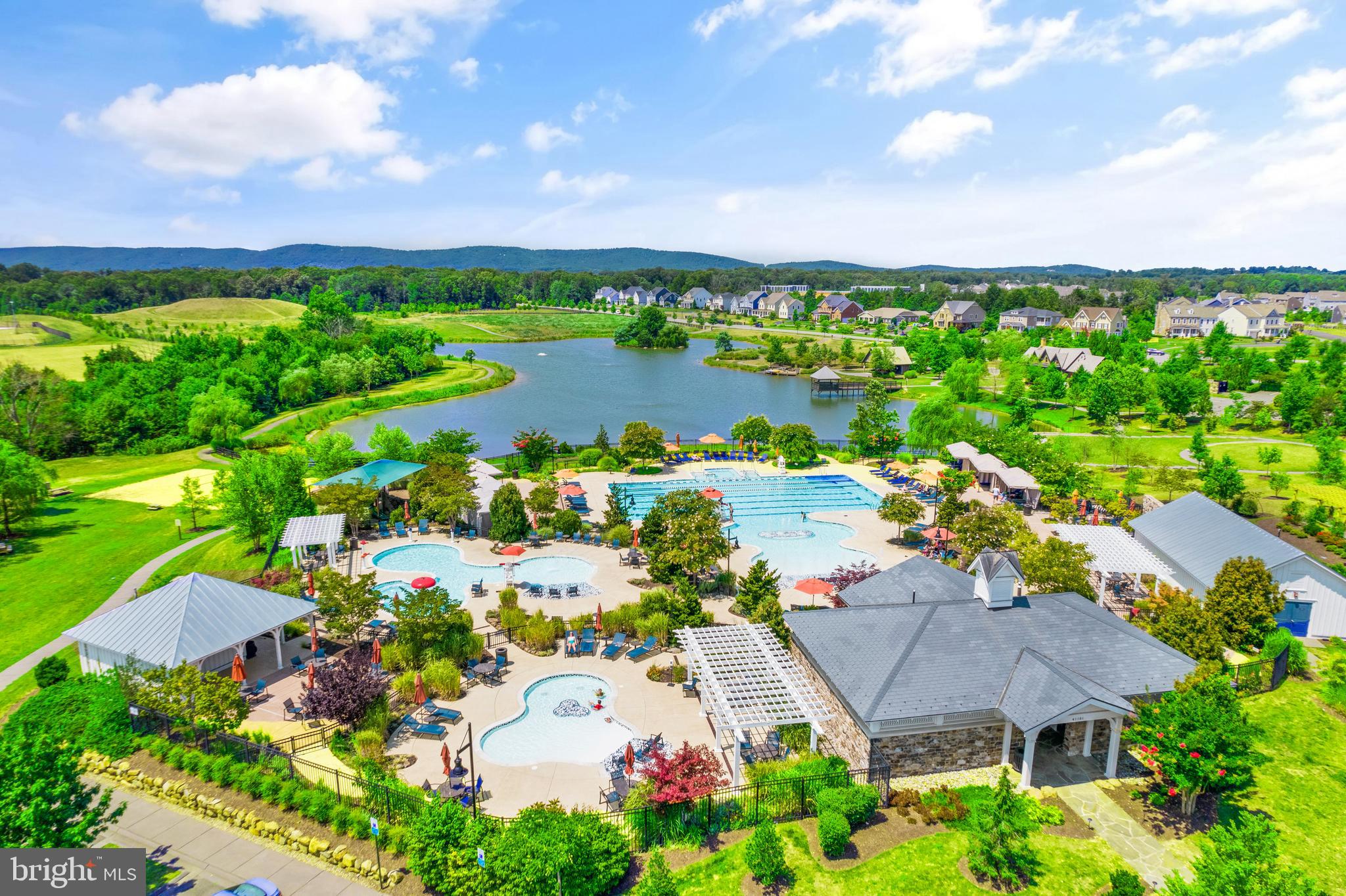 GREENS AT WILLOWSFORD - Residential