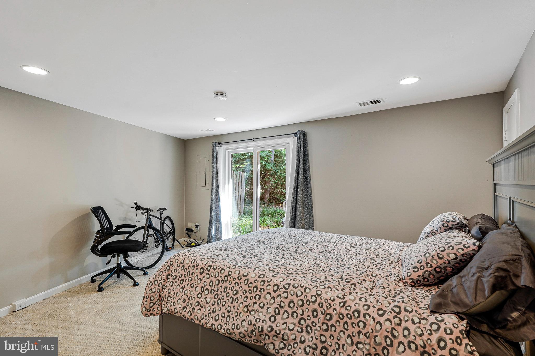 WHISPERWOOD - Residential