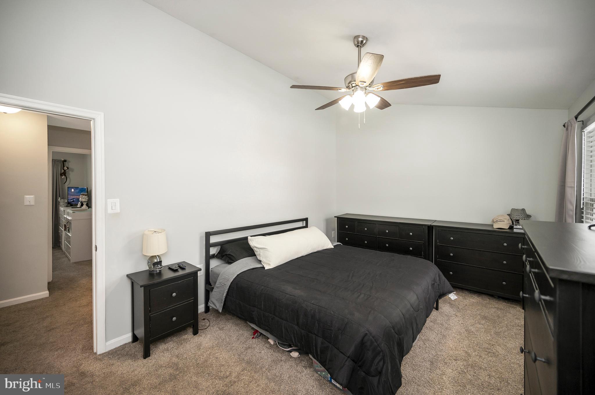 MONTCLAIR - Residential