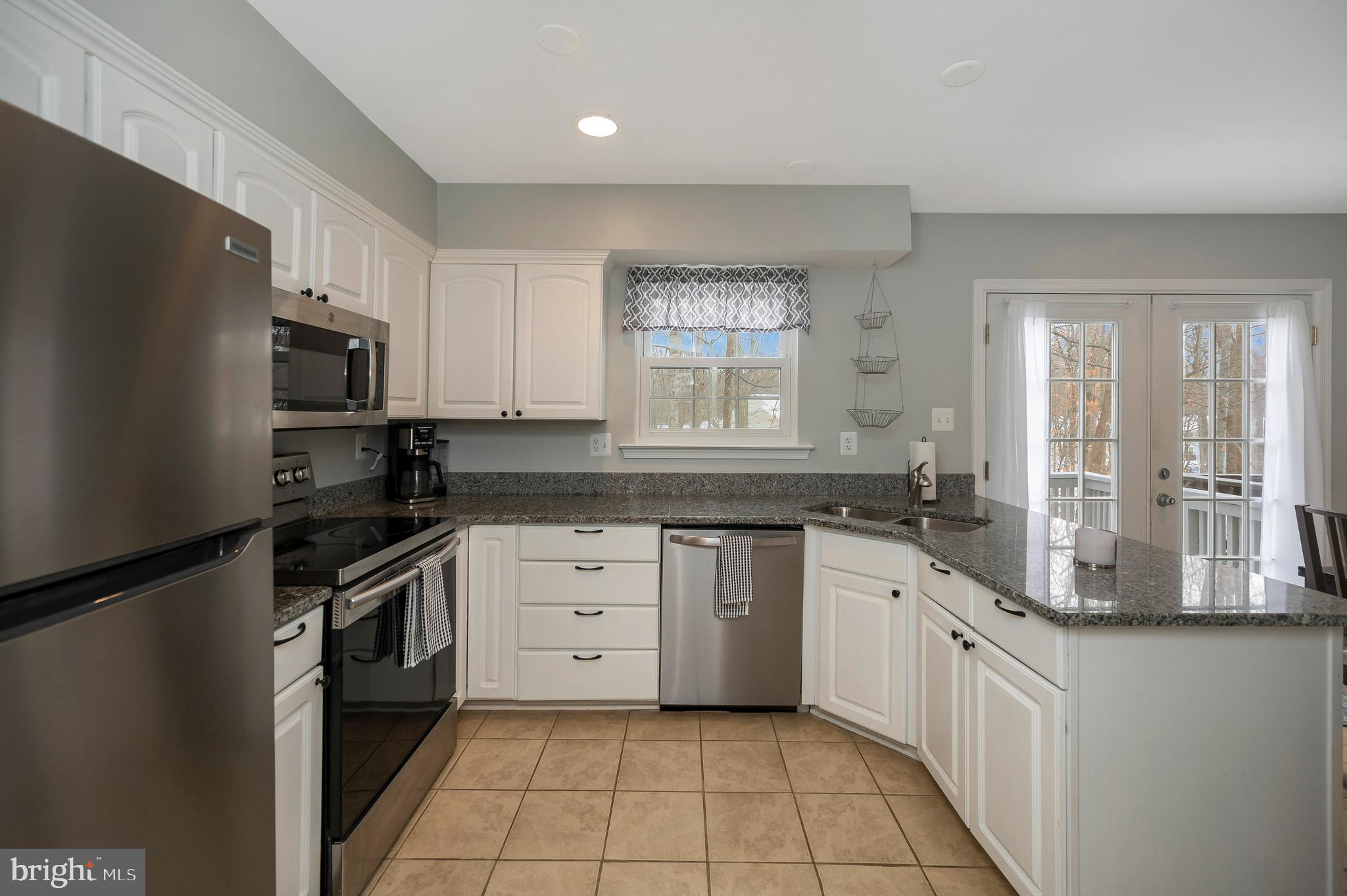 MONTCLAIR - Residential