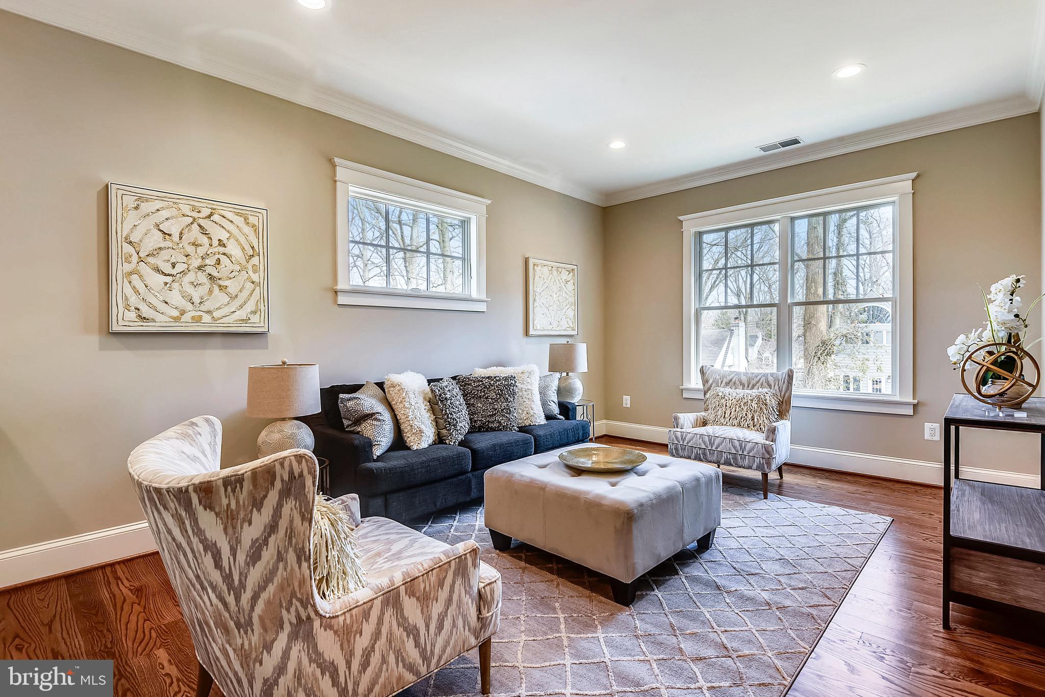 WOODHAVEN - Residential