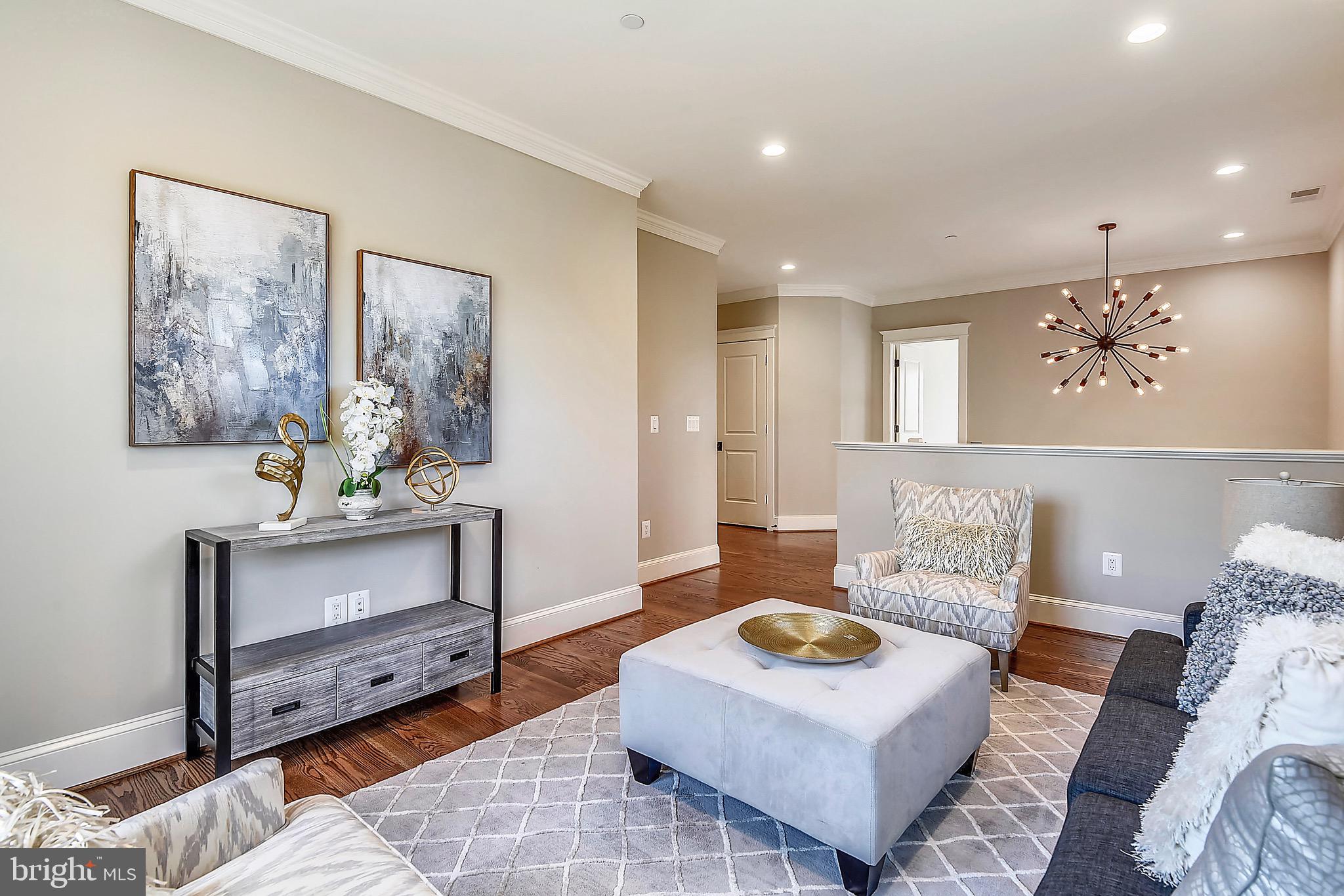 WOODHAVEN - Residential